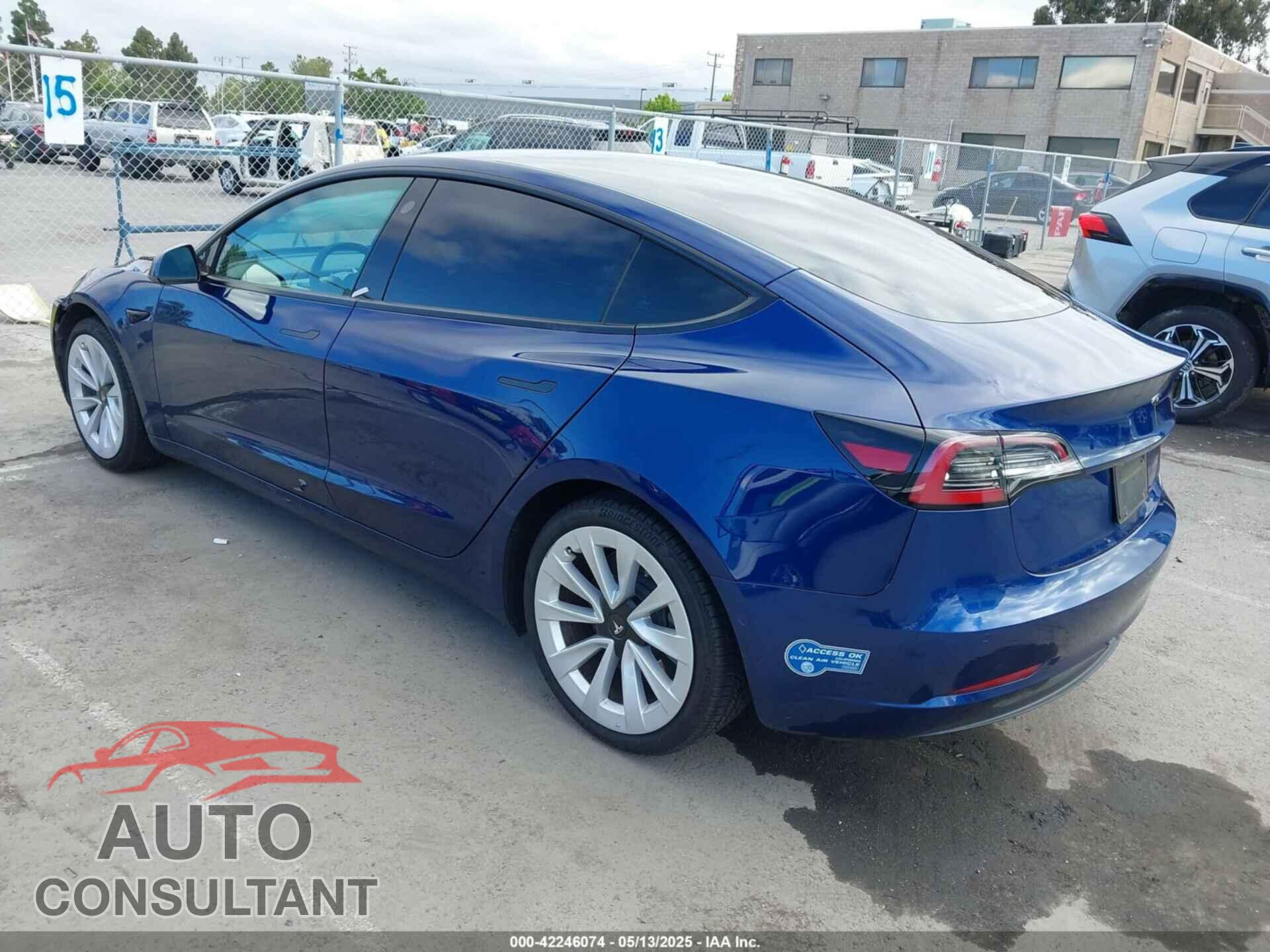 TESLA MODEL 3 2021 - 5YJ3E1EA9MF020860