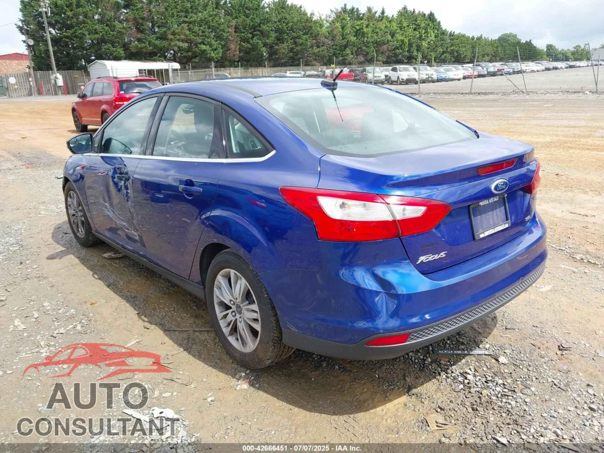 FORD FOCUS 2012 - 1FAHP3H21CL331104