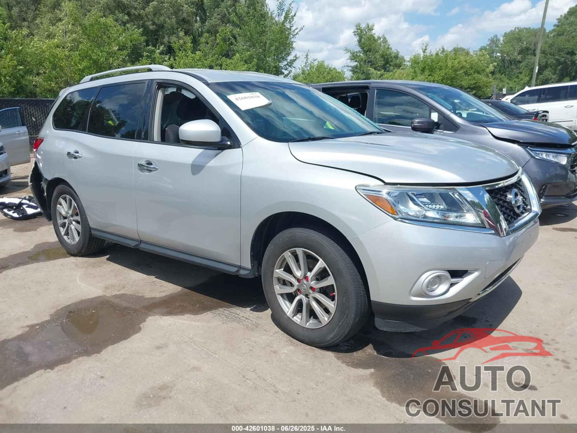 NISSAN PATHFINDER 2016 - 5N1AR2MN0GC639348