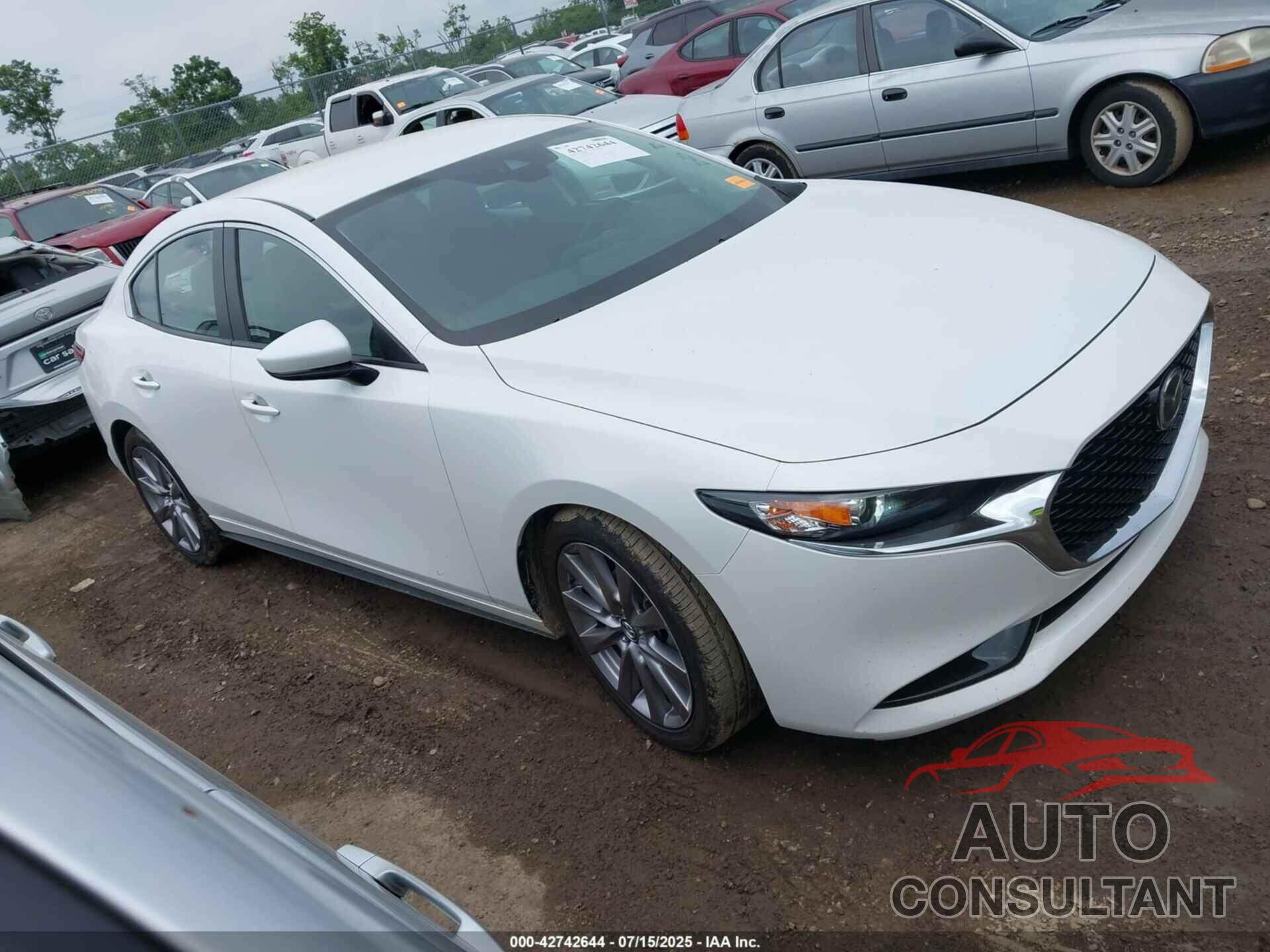 MAZDA MAZDA3 2019 - 3MZBPAAL6KM105402