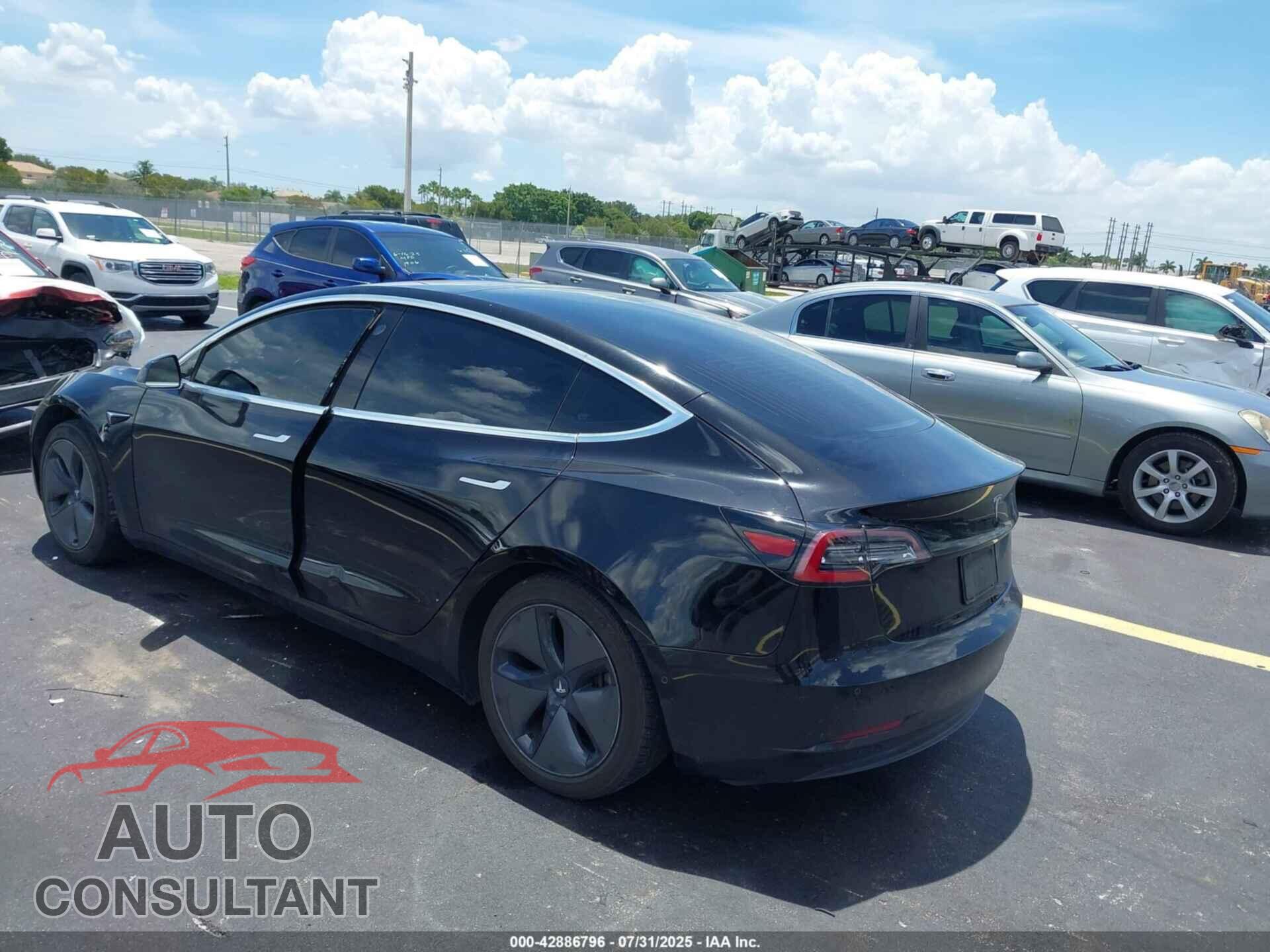 TESLA MODEL 3 2018 - 5YJ3E1EA7JF171692
