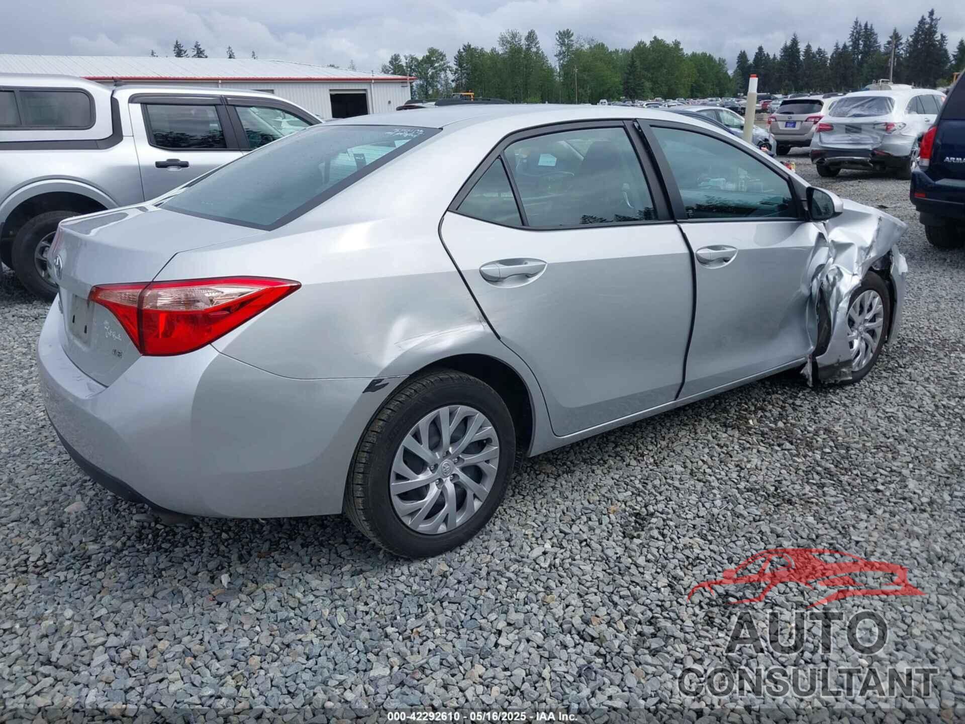 TOYOTA COROLLA 2017 - 2T1BURHEXHC883723