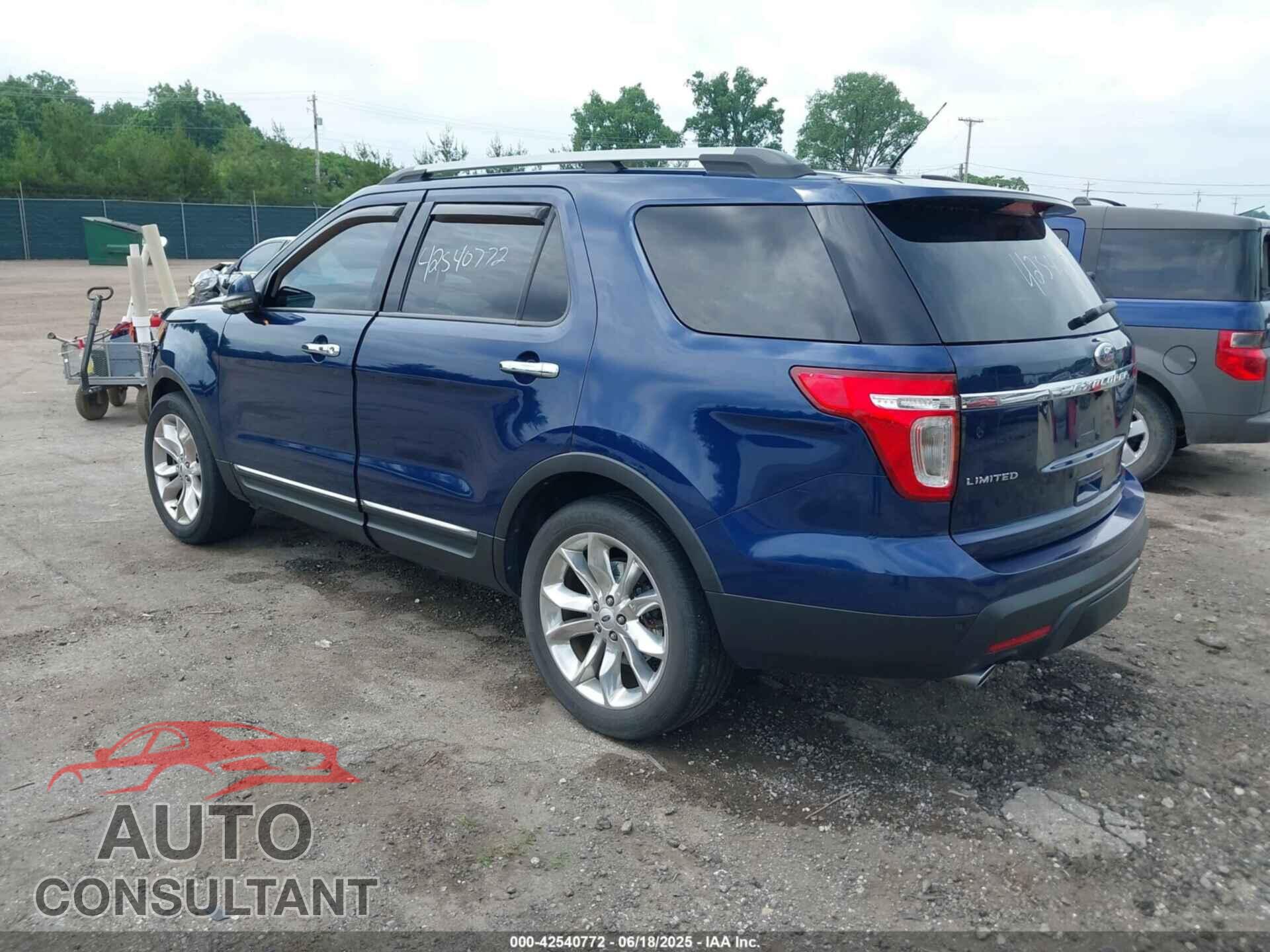 FORD EXPLORER 2012 - 1FMHK8F83CGA31243