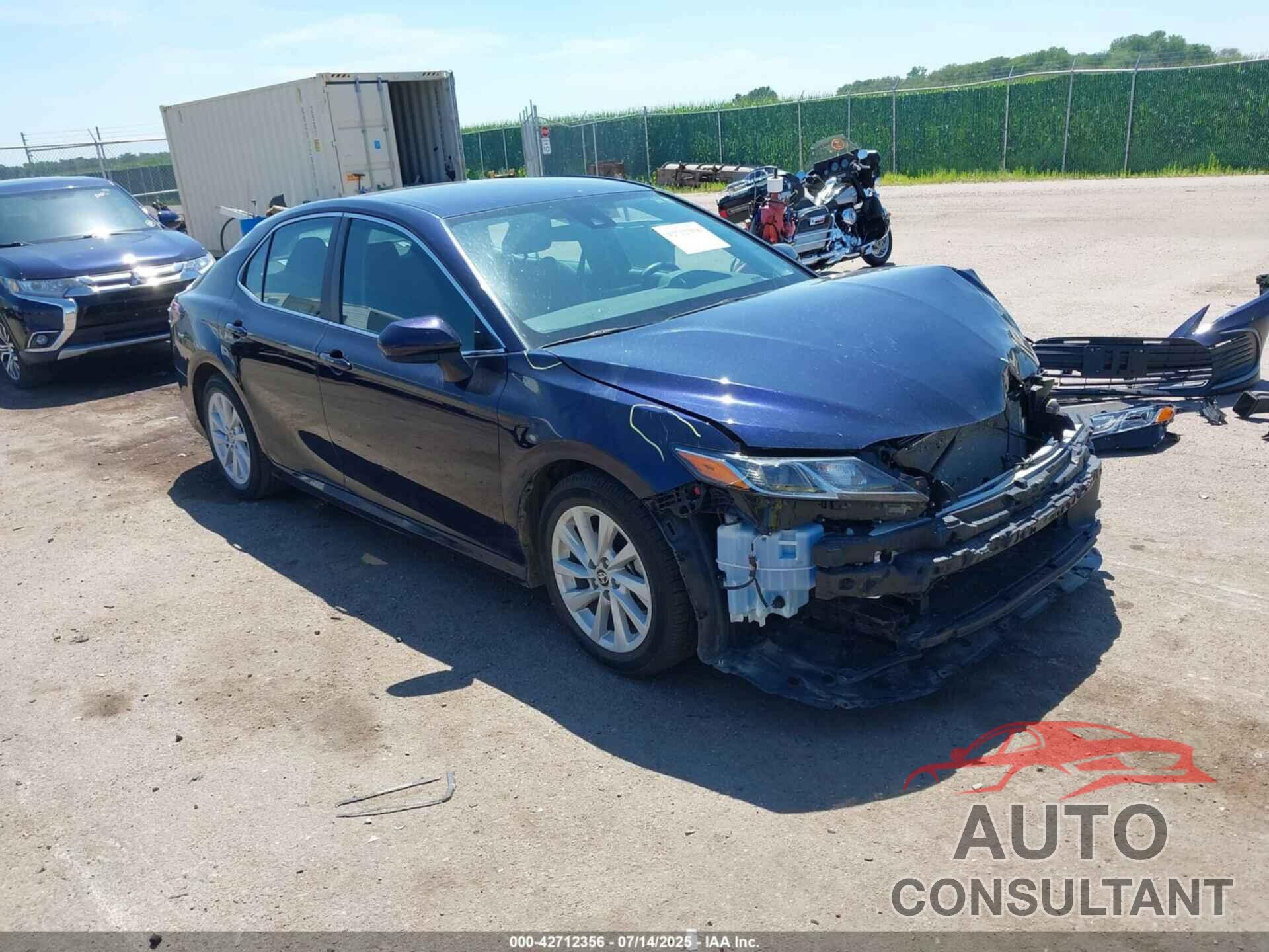 TOYOTA CAMRY 2022 - 4T1C11AK7NU067397