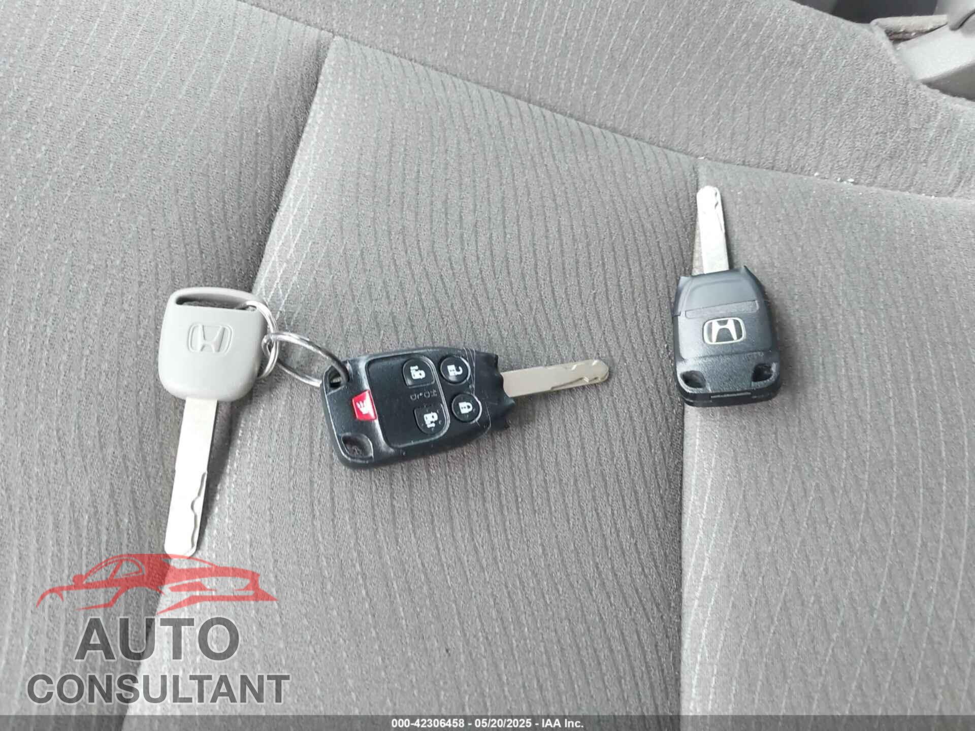HONDA ODYSSEY 2013 - 5FNRL5H44DB072698