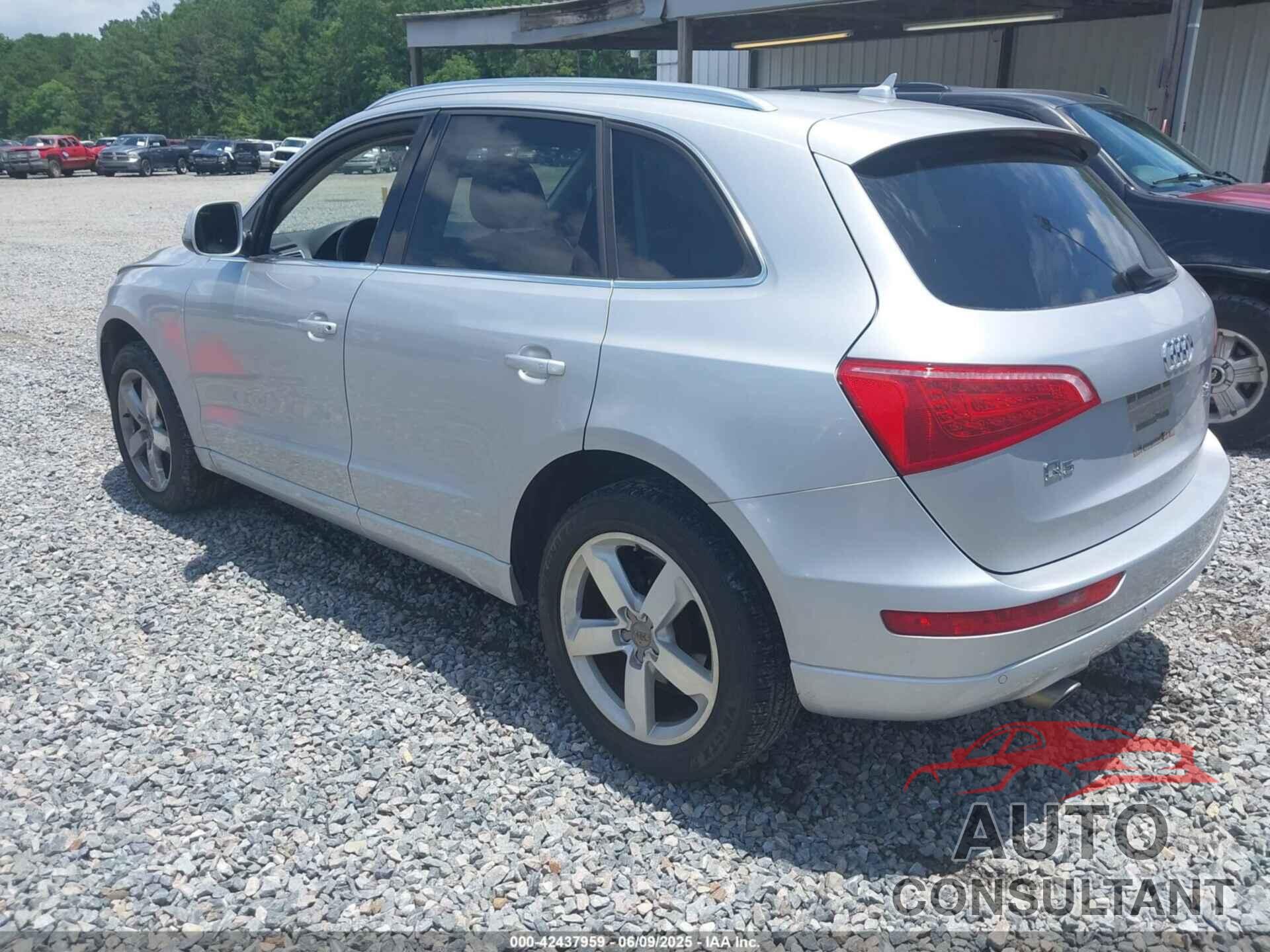 AUDI Q5 2010 - WA1LKAFPXAA086120