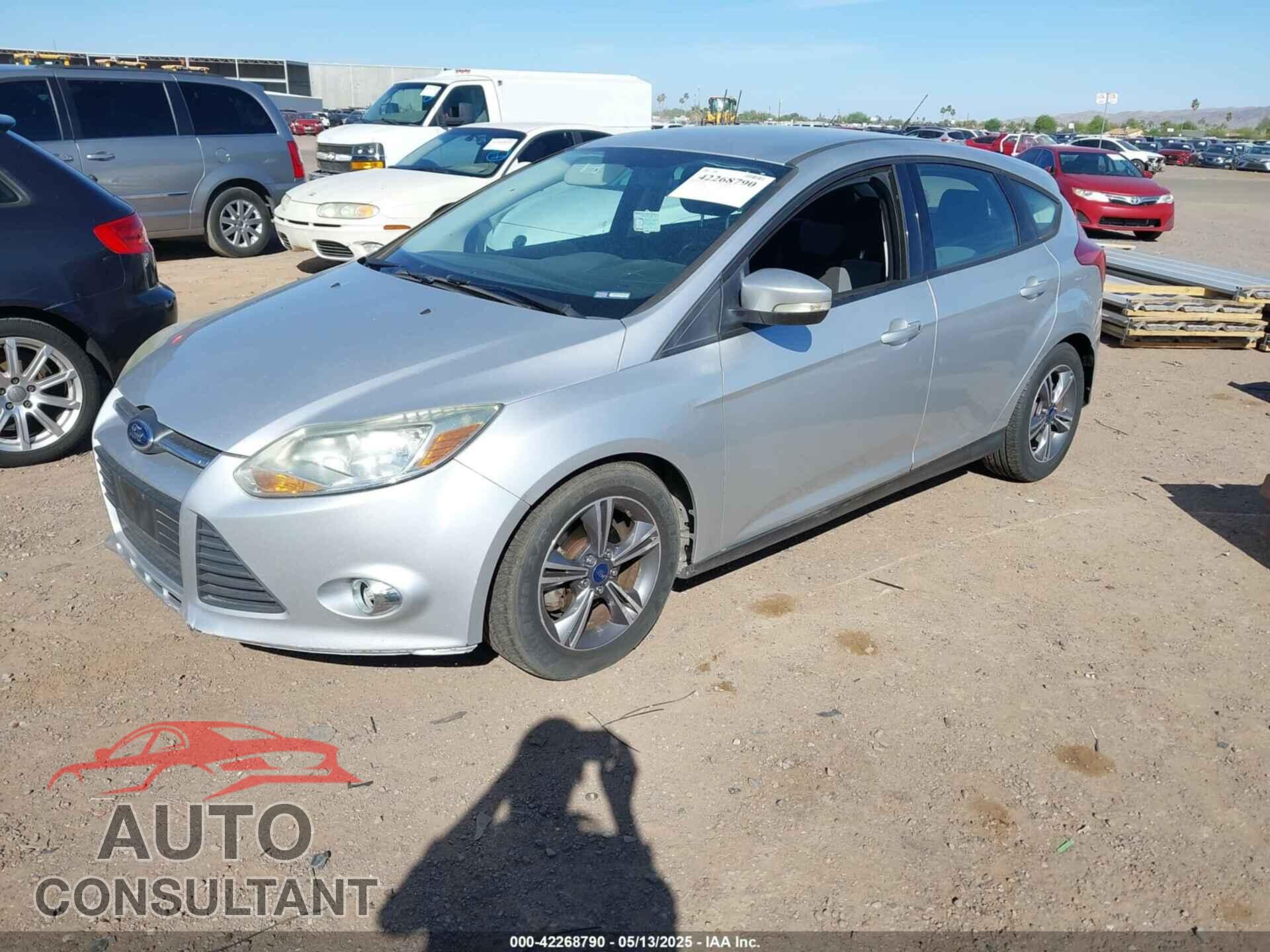 FORD FOCUS 2014 - 1FADP3K28EL460287