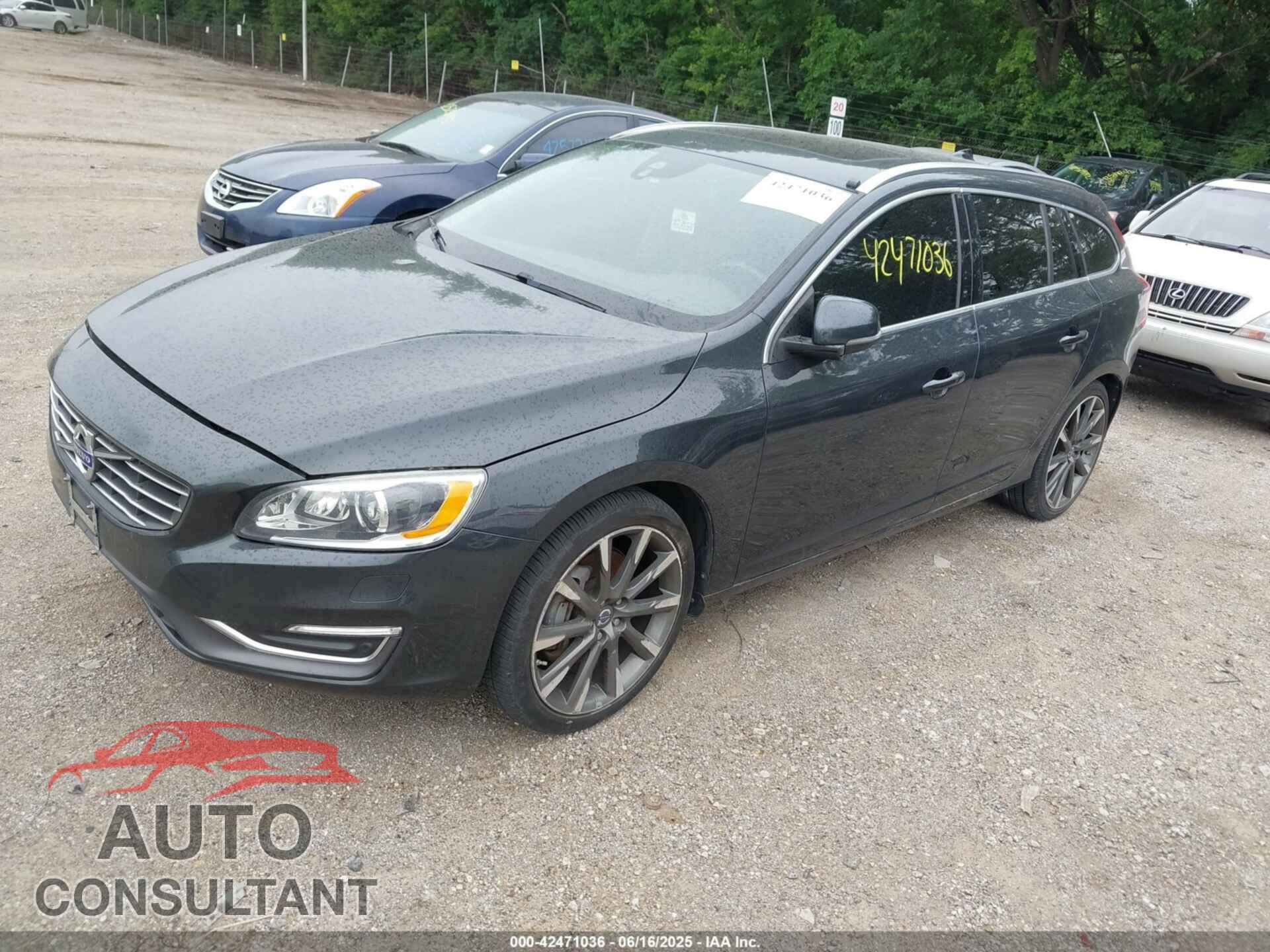 VOLVO V60 2015 - YV1612SB3F1192139