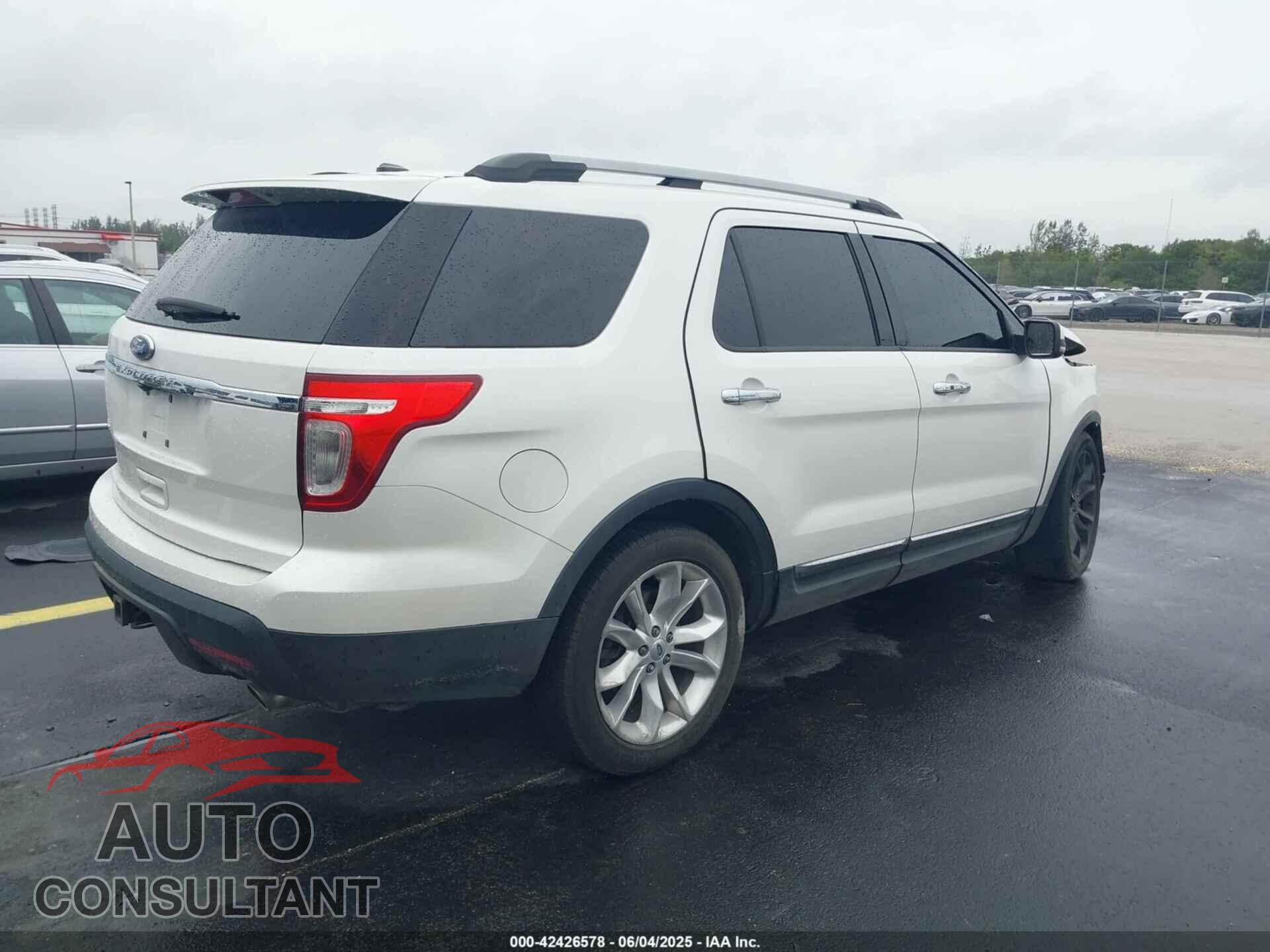 FORD EXPLORER 2011 - 1FMHK7F82BGA75372
