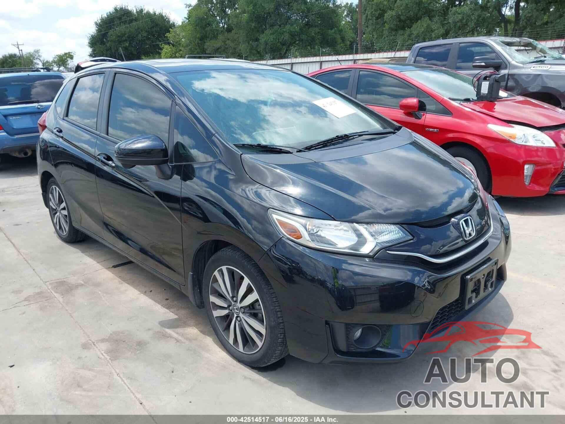 HONDA FIT 2016 - JHMGK5H76GX010605
