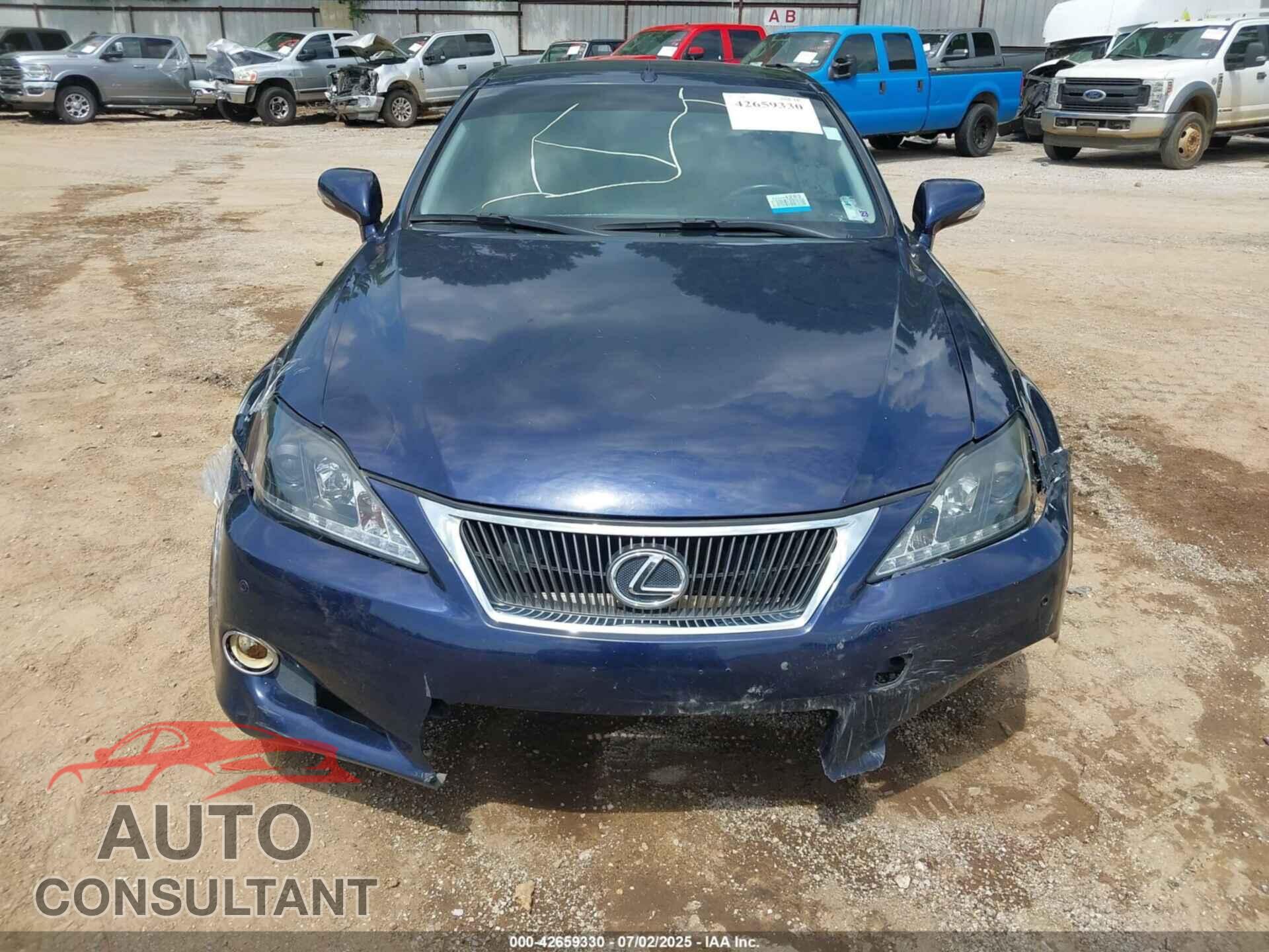 LEXUS IS 250C 2011 - JTHFF2C28B2516890