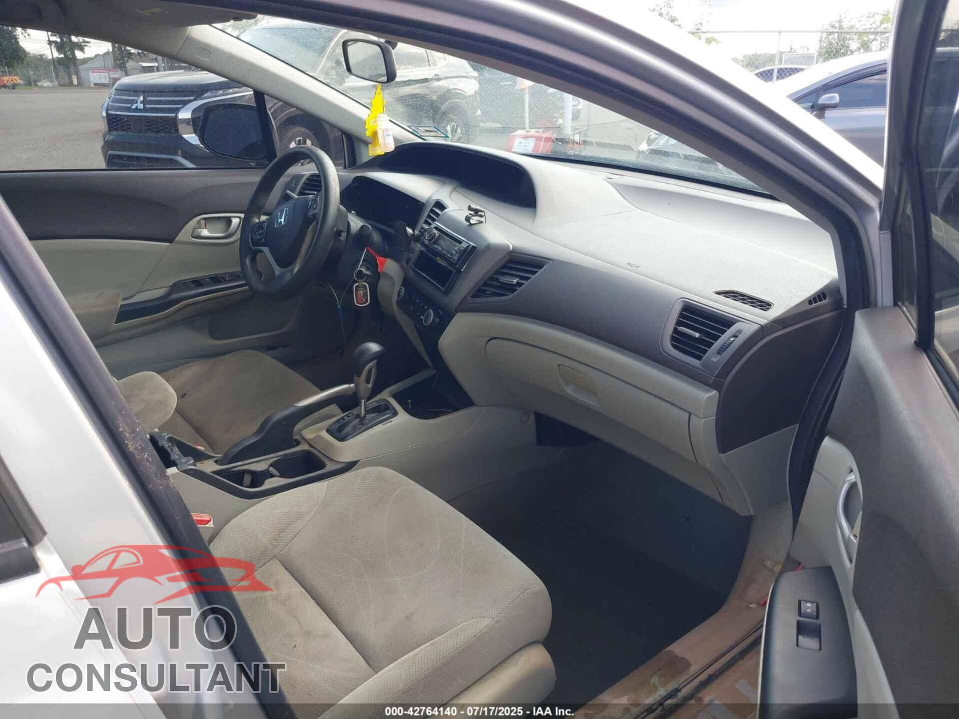HONDA CIVIC 2012 - 2HGFB2F53CH590926