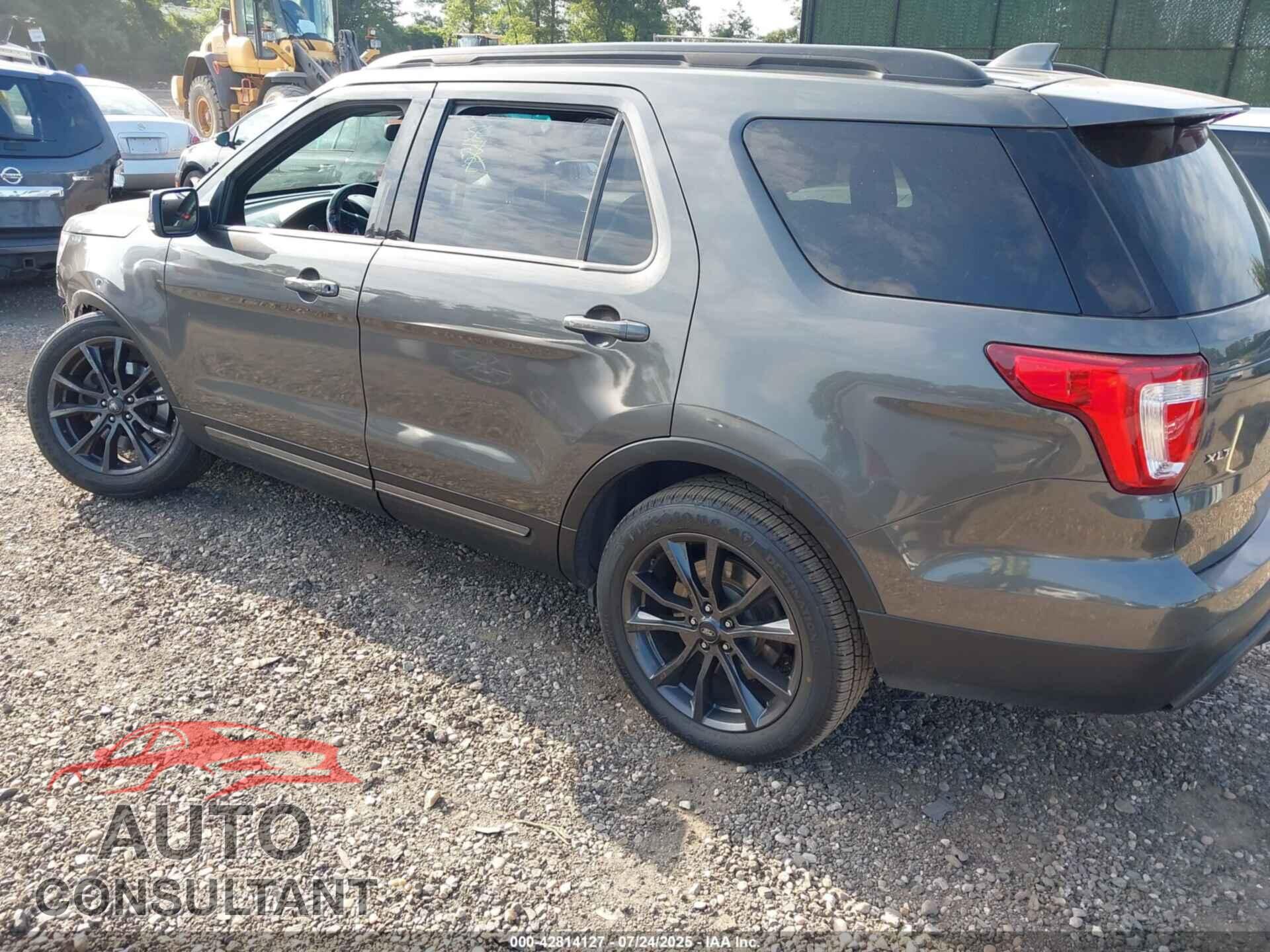 FORD EXPLORER 2017 - 1FM5K8DH8HGD47315