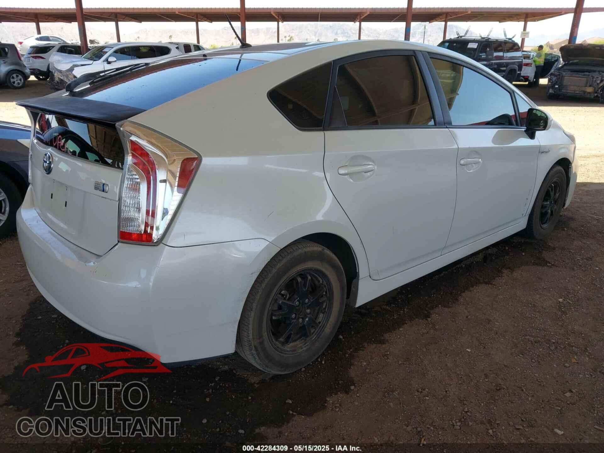 TOYOTA PRIUS 2014 - JTDKN3DU3E1810250