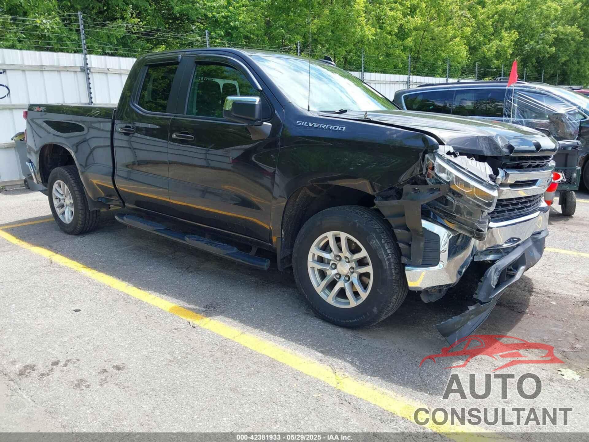 CHEVROLET SILVERADO 1500 2019 - 1GCRYDEK0KZ187580