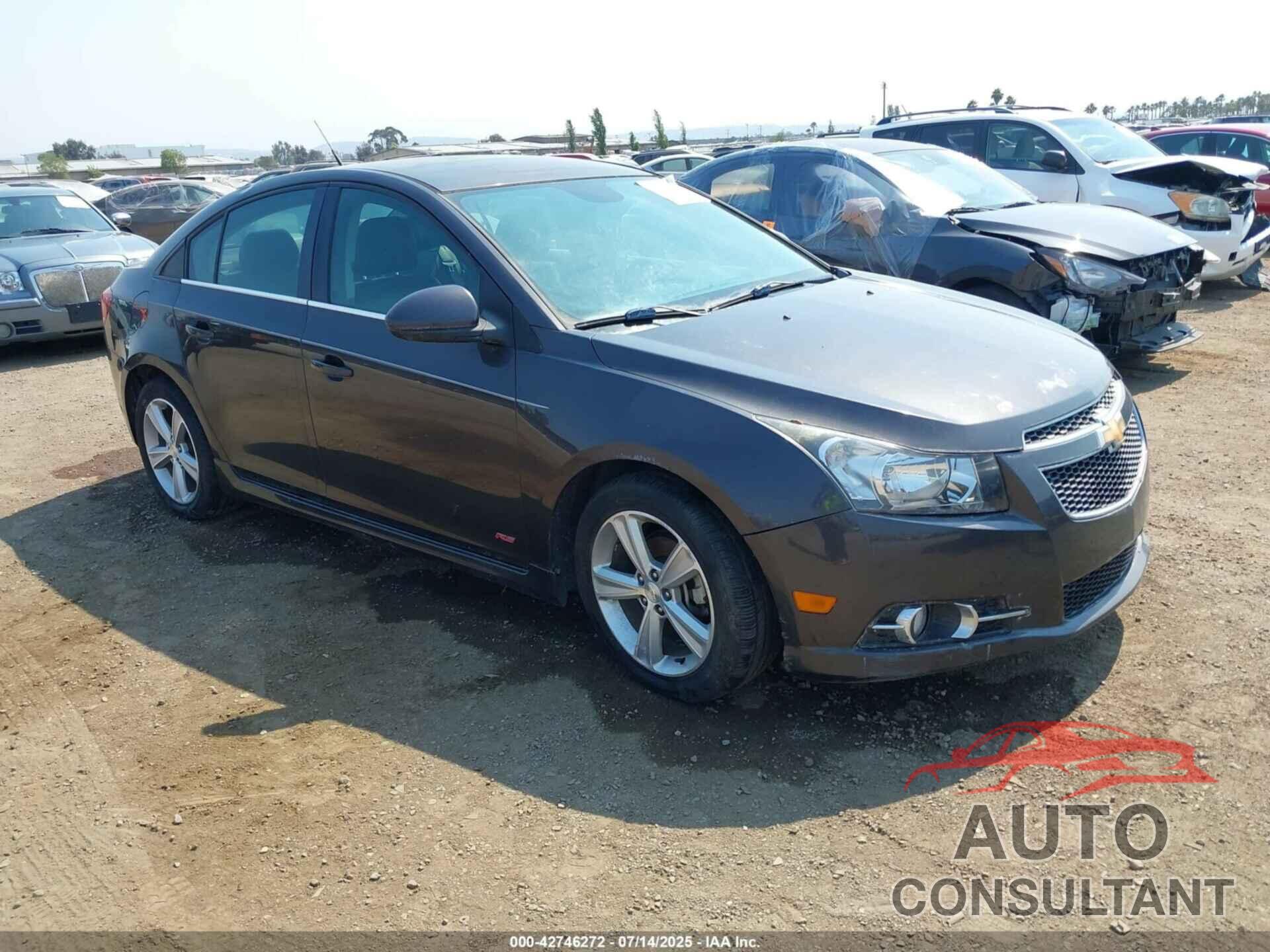 CHEVROLET CRUZE 2014 - 1G1PE5SB2E7388982