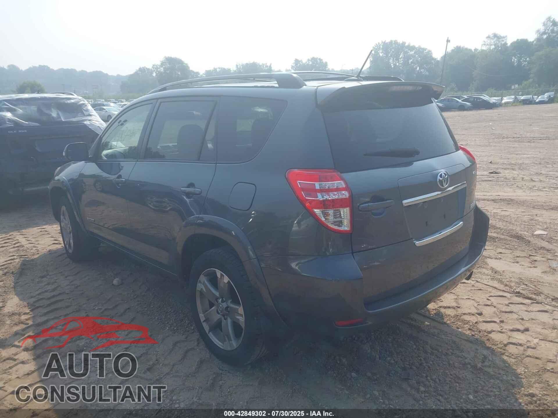 TOYOTA RAV4 2012 - JTMRF4DV2C5052501