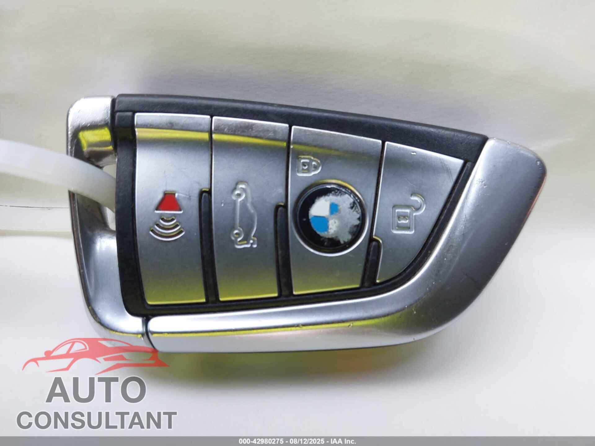 BMW 740I 2020 - WBA7T2C02LCD73590
