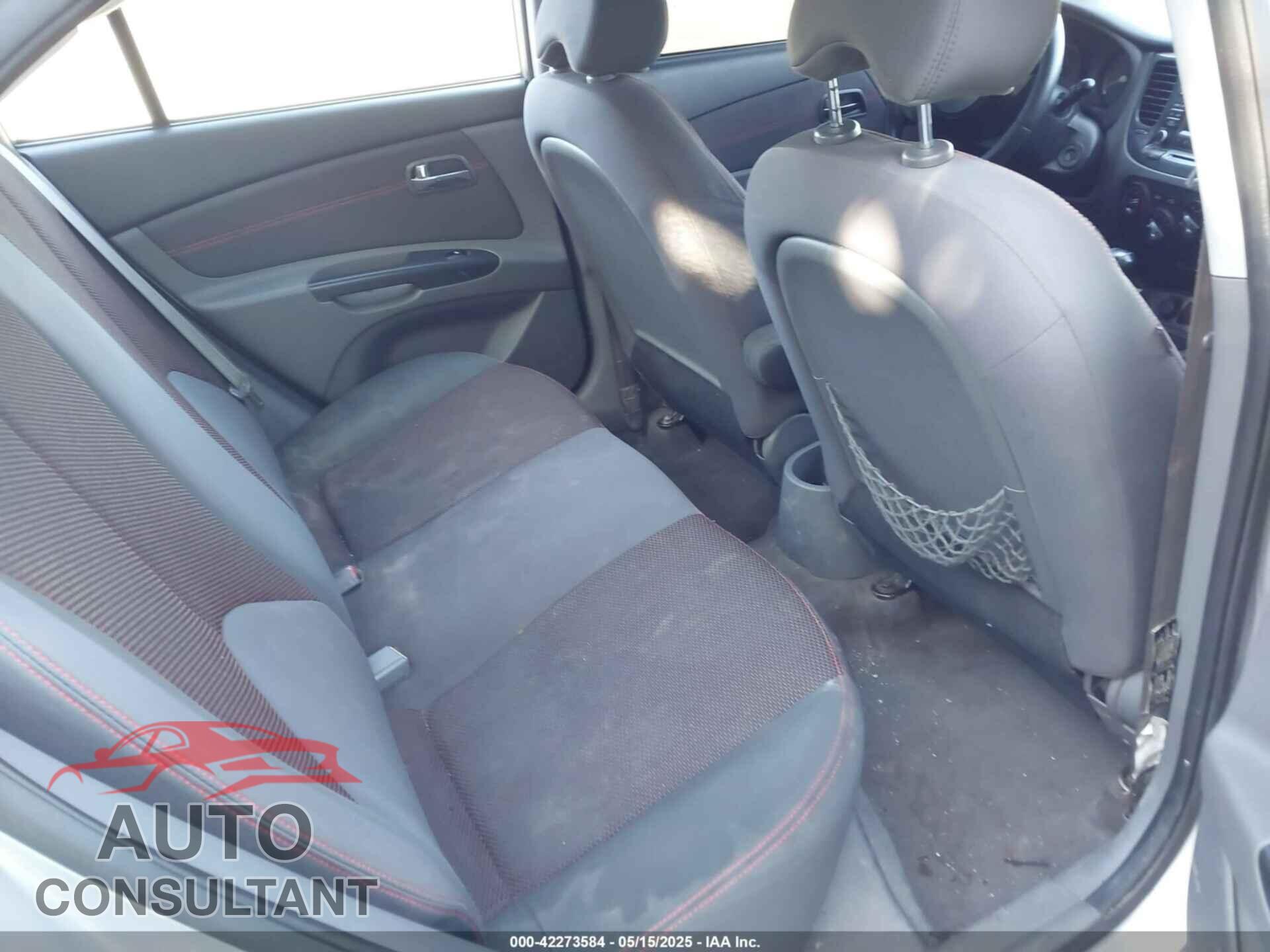 KIA RIO 2011 - KNADH4A37B6936284