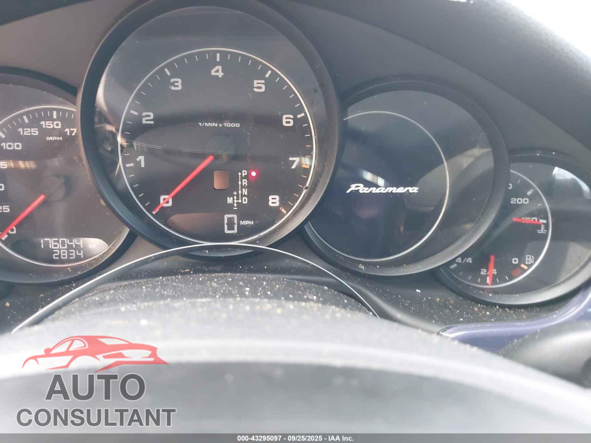 PORSCHE PANAMERA 2011 - WP0AA2A73BL011438