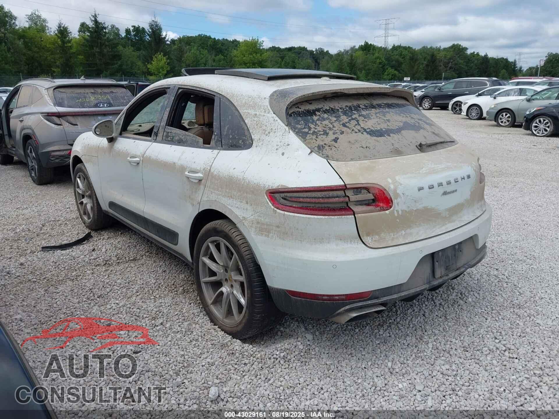 PORSCHE MACAN 2017 - WP1AA2A56HLB08333