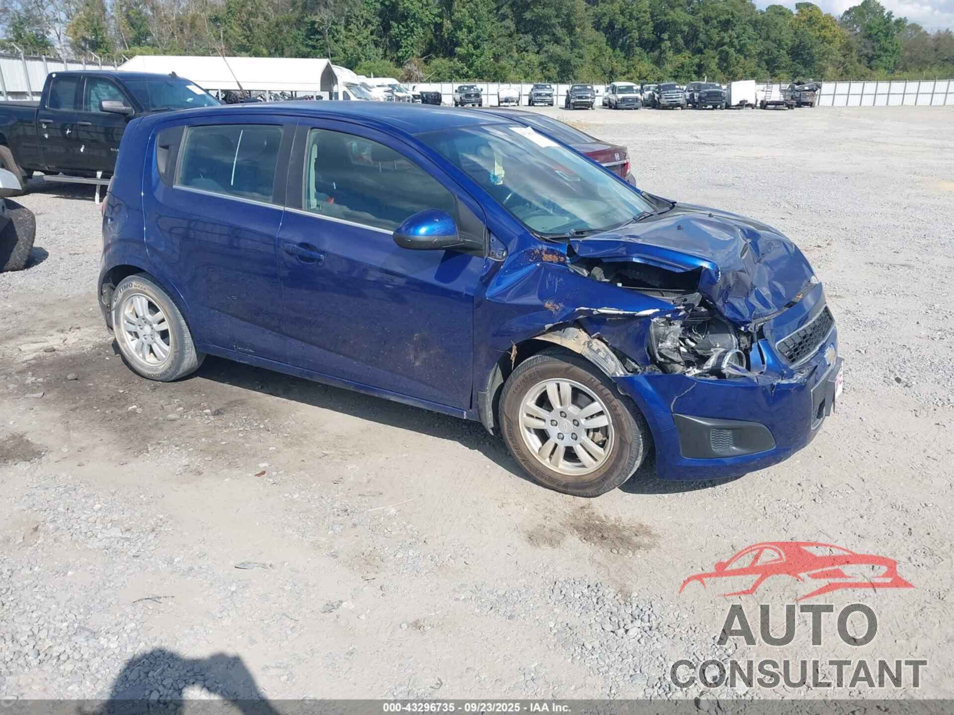CHEVROLET SONIC 2012 - 1G1JD6SB8C4229851