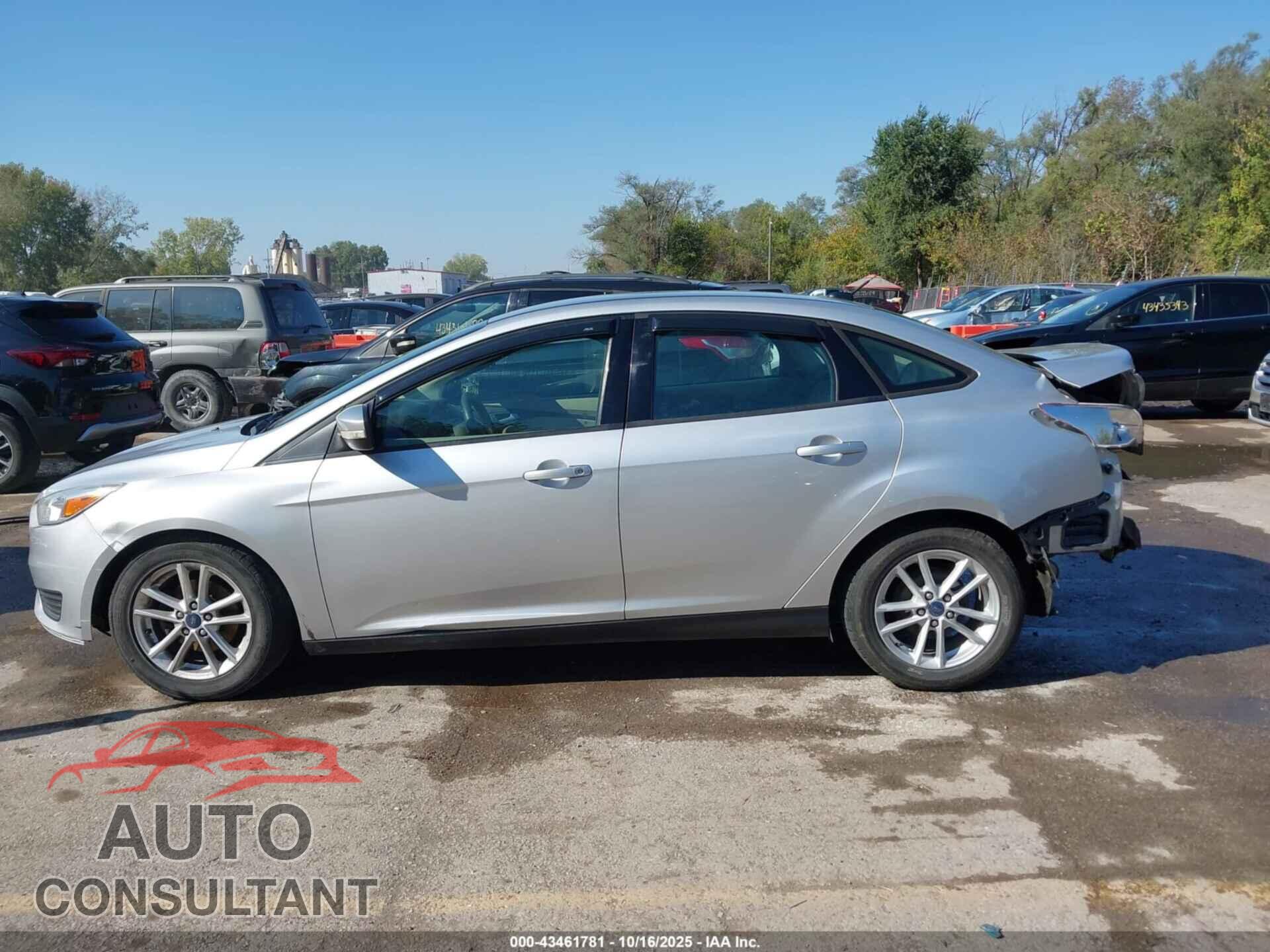 FORD FOCUS 2015 - 1FADP3F28FL219938