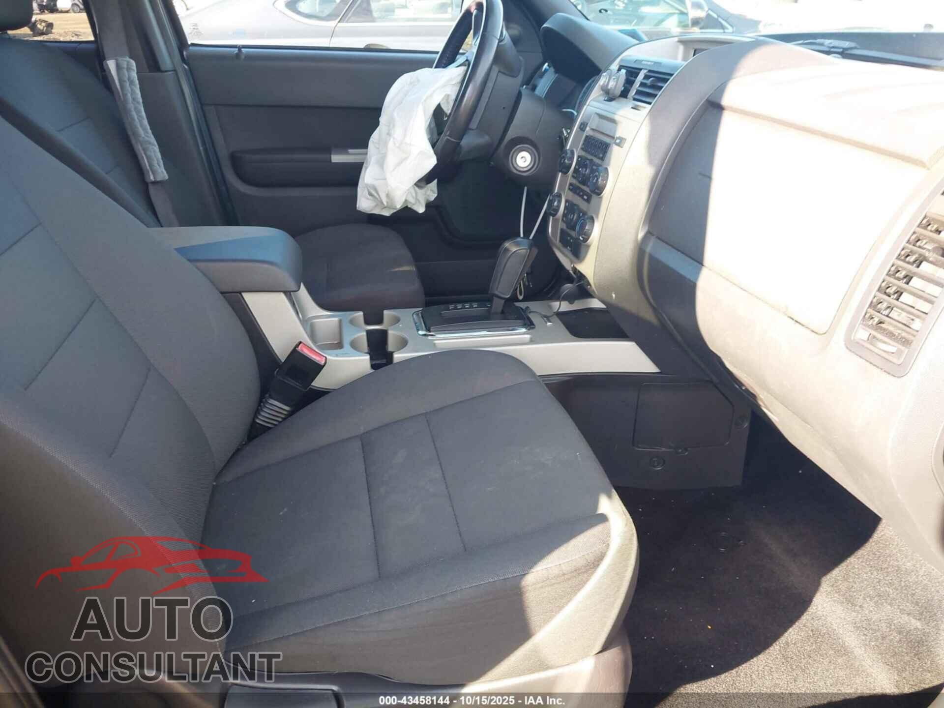 FORD ESCAPE 2012 - 1FMCU9D75CKB61087