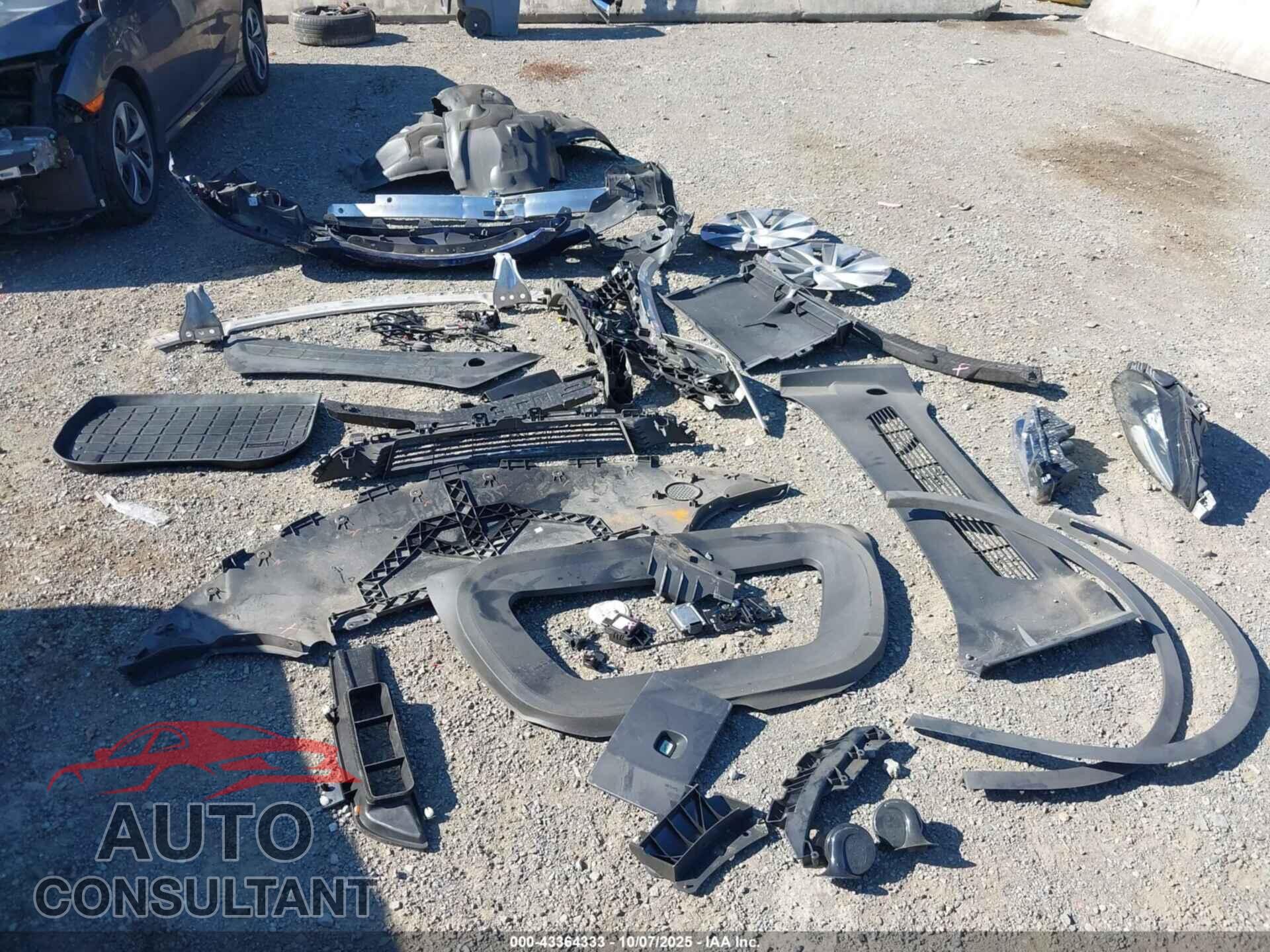 TESLA MODEL 3 2018 - 5YJ3E1EA2JF164231