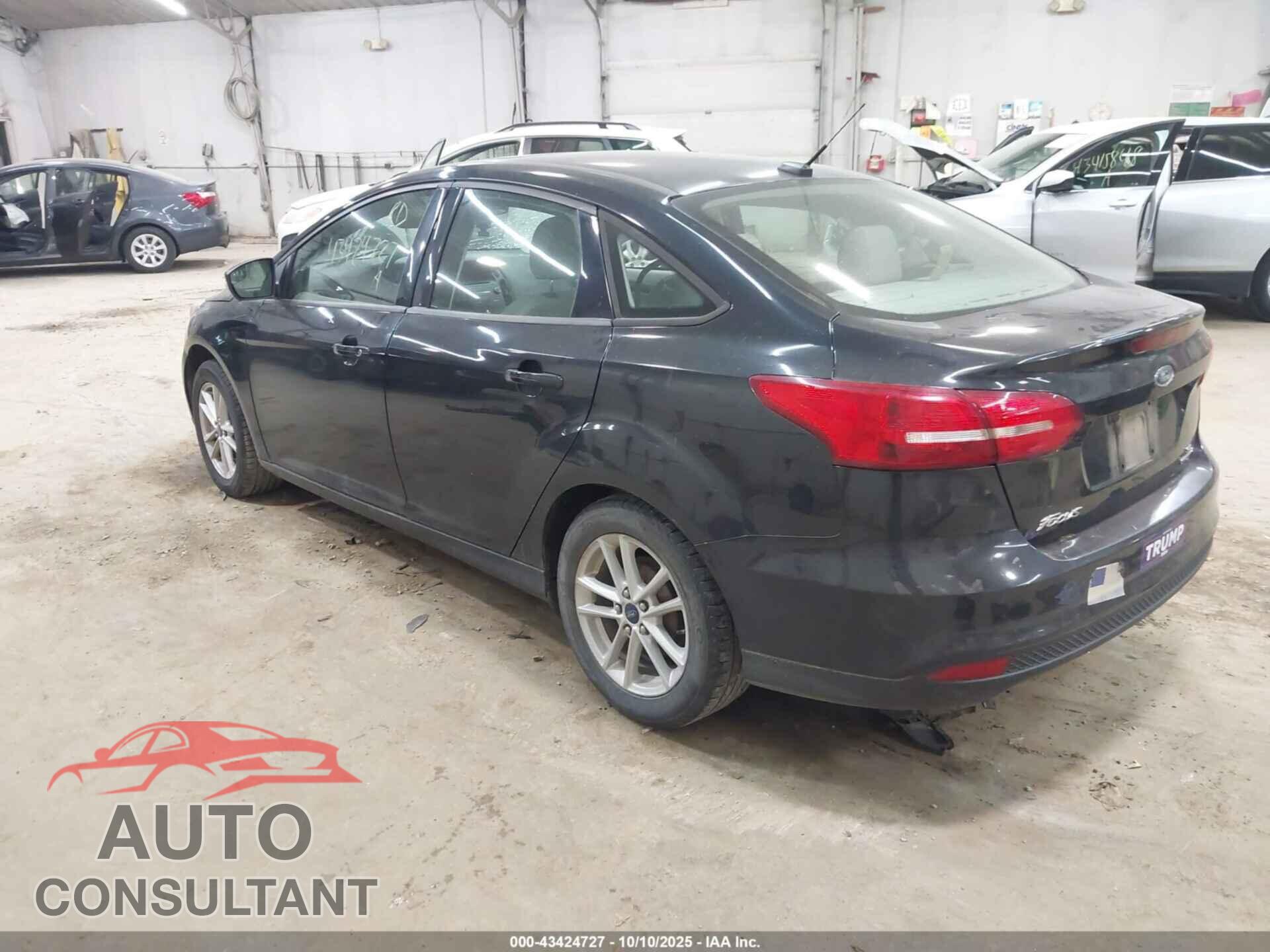 FORD FOCUS 2015 - 1FADP3F2XFL243433