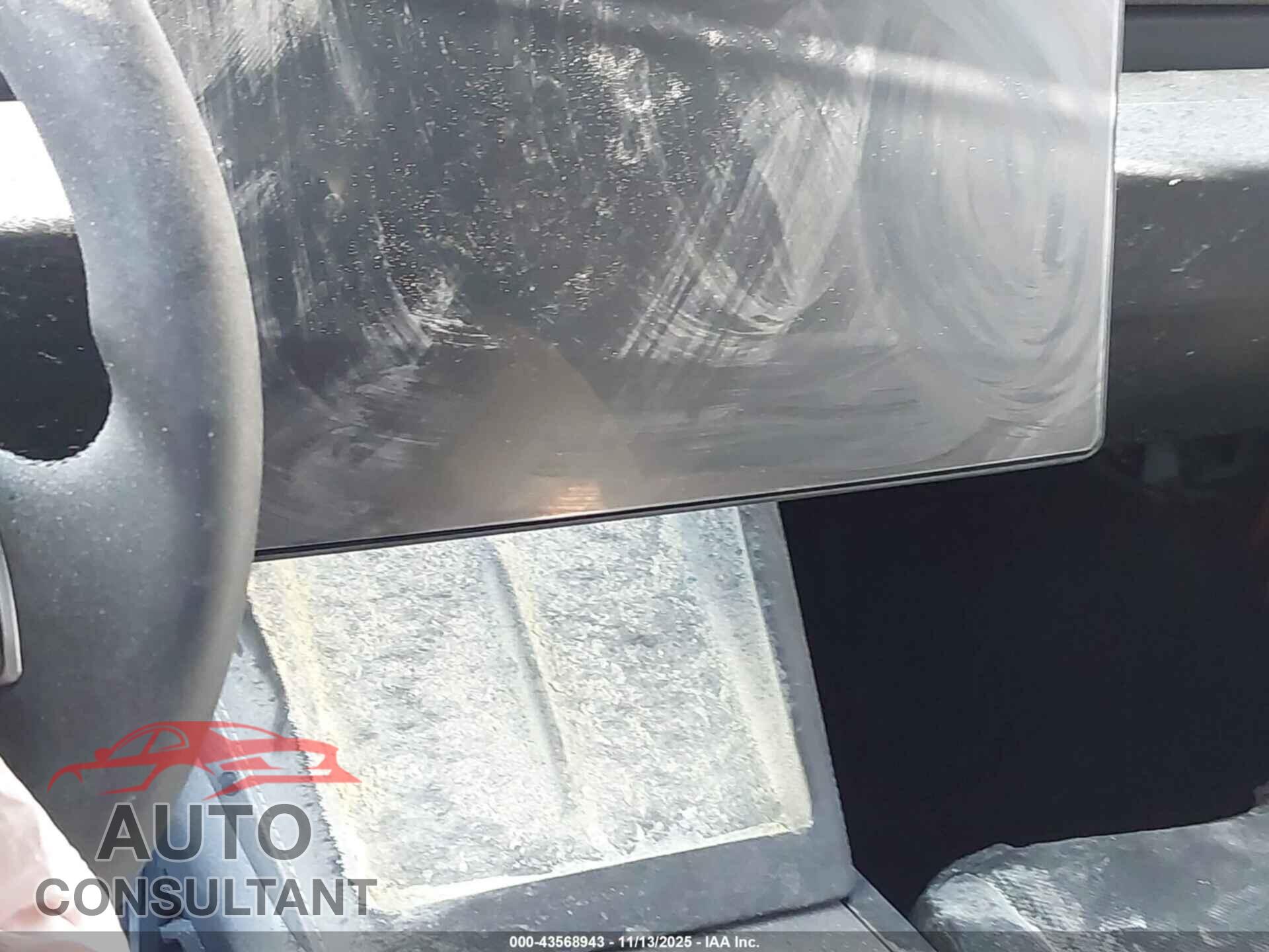 TESLA MODEL 3 2025 - 5YJ3E1EA8SF047657