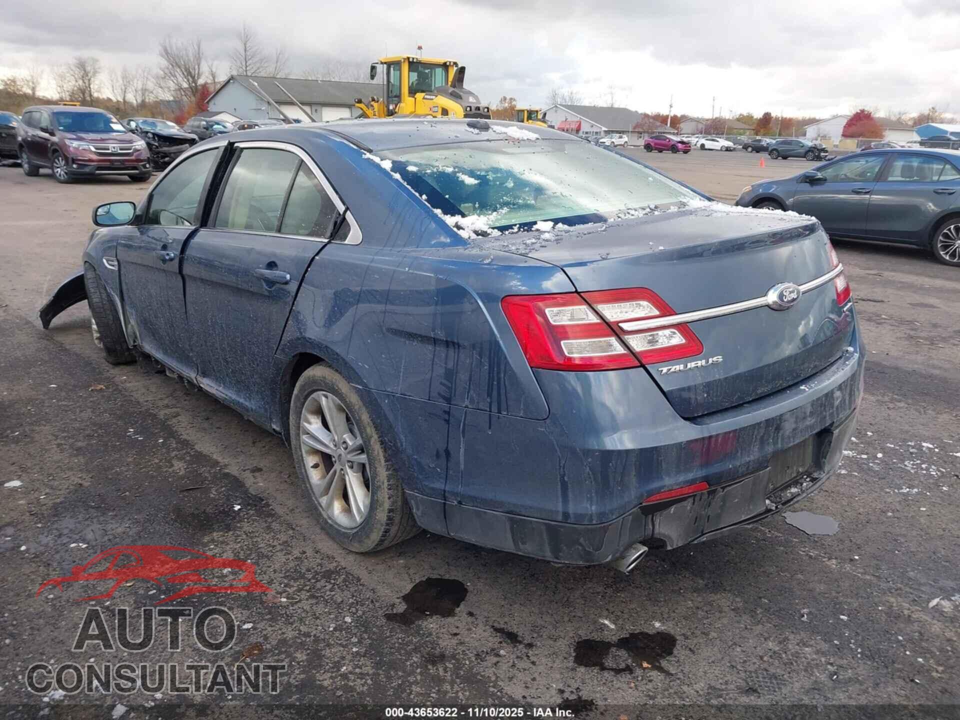 FORD TAURUS 2018 - 1FAHP2D85JG100944