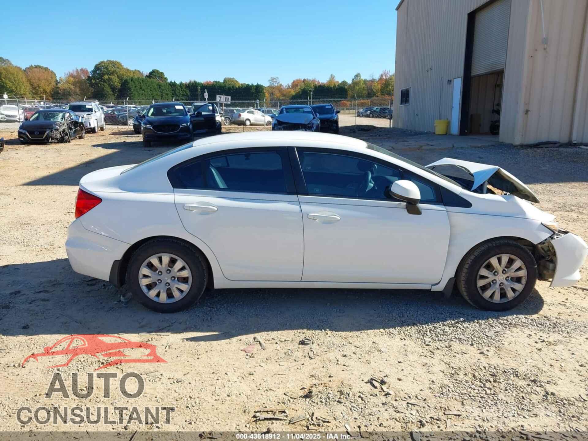 HONDA CIVIC 2012 - 2HGFB2F52CH523251