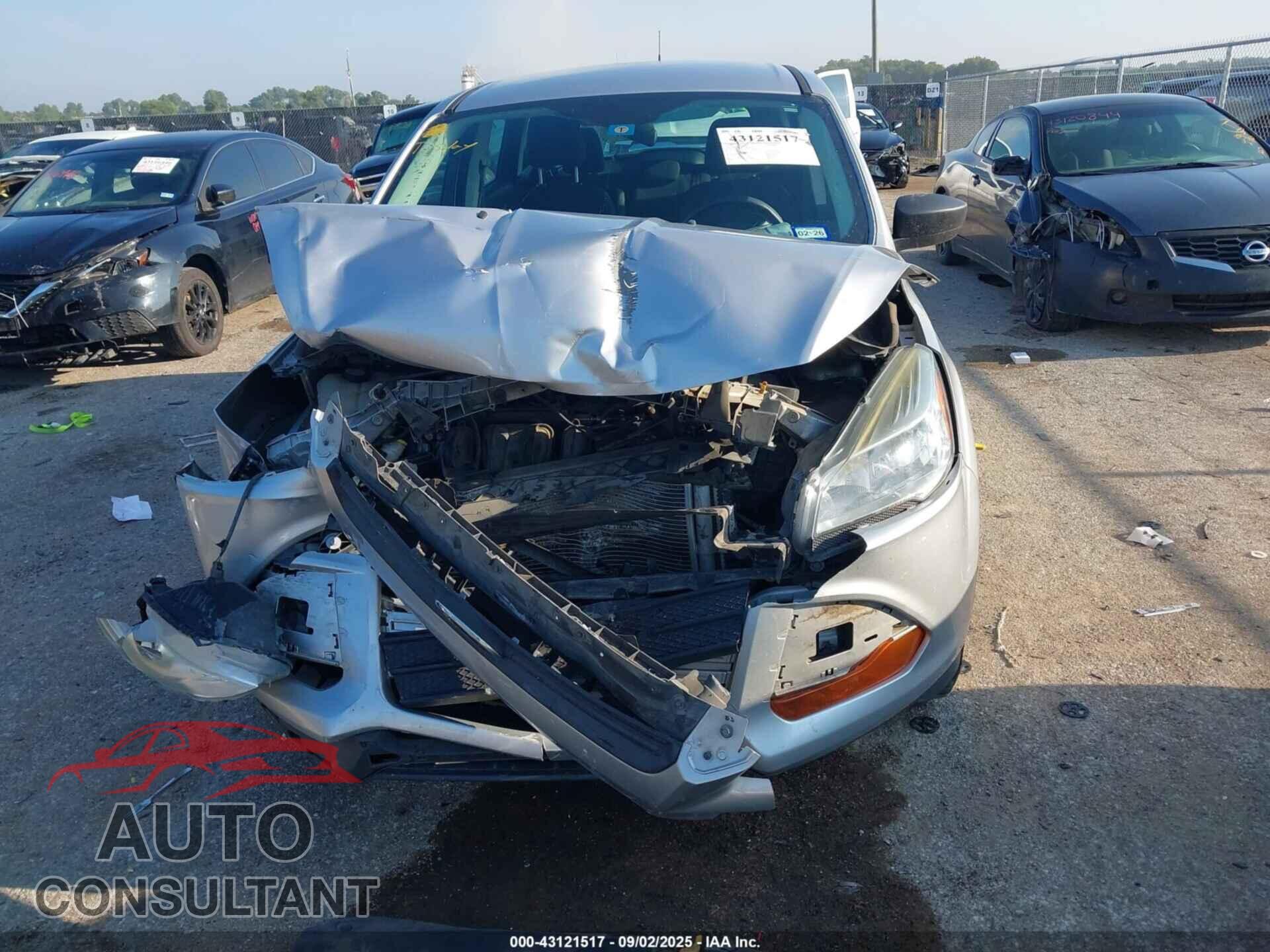 FORD ESCAPE 2013 - 1FMCU0F76DUB45897
