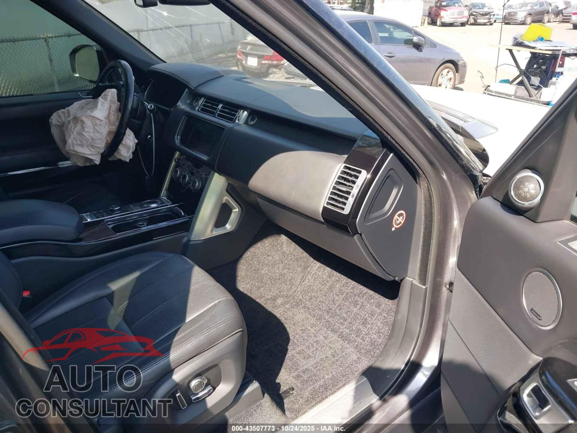 LAND ROVER RANGE ROVER 2016 - SALGS2VF1GA256047