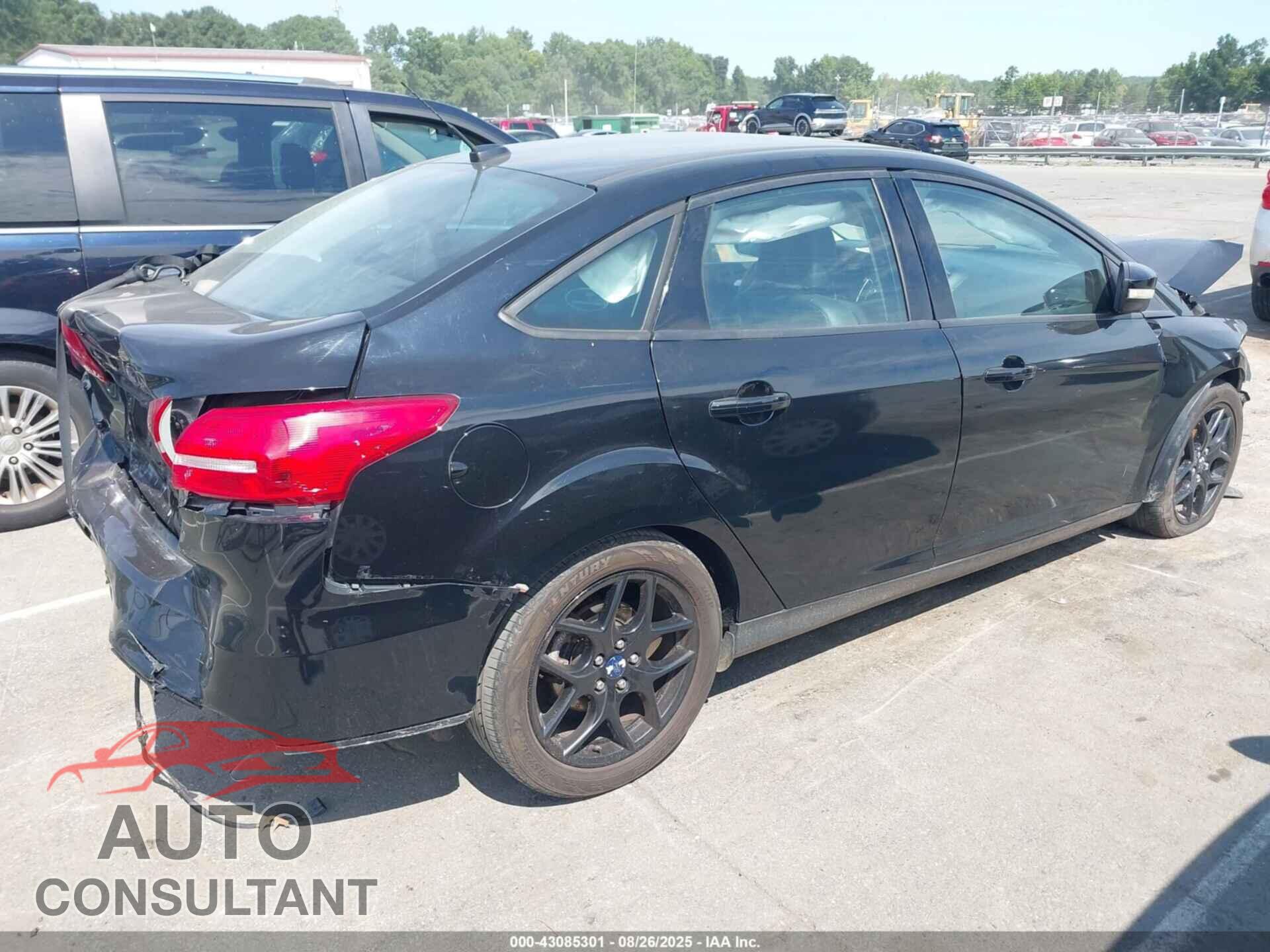 FORD FOCUS 2016 - 1FADP3F25GL318640