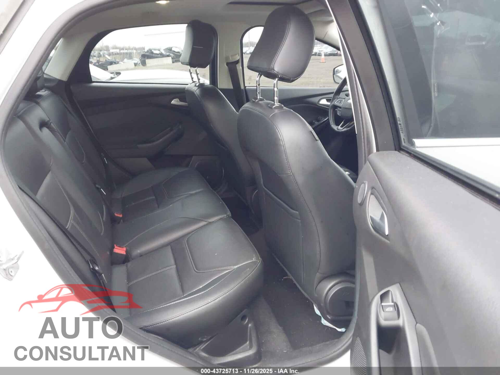 FORD FOCUS 2017 - 1FADP3J2XHL336558