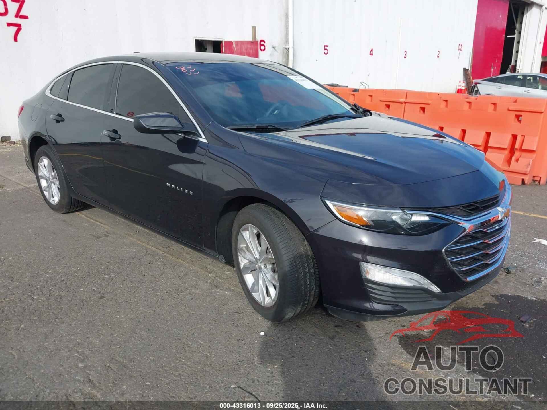 CHEVROLET MALIBU 2023 - 1G1ZD5ST8PF198746