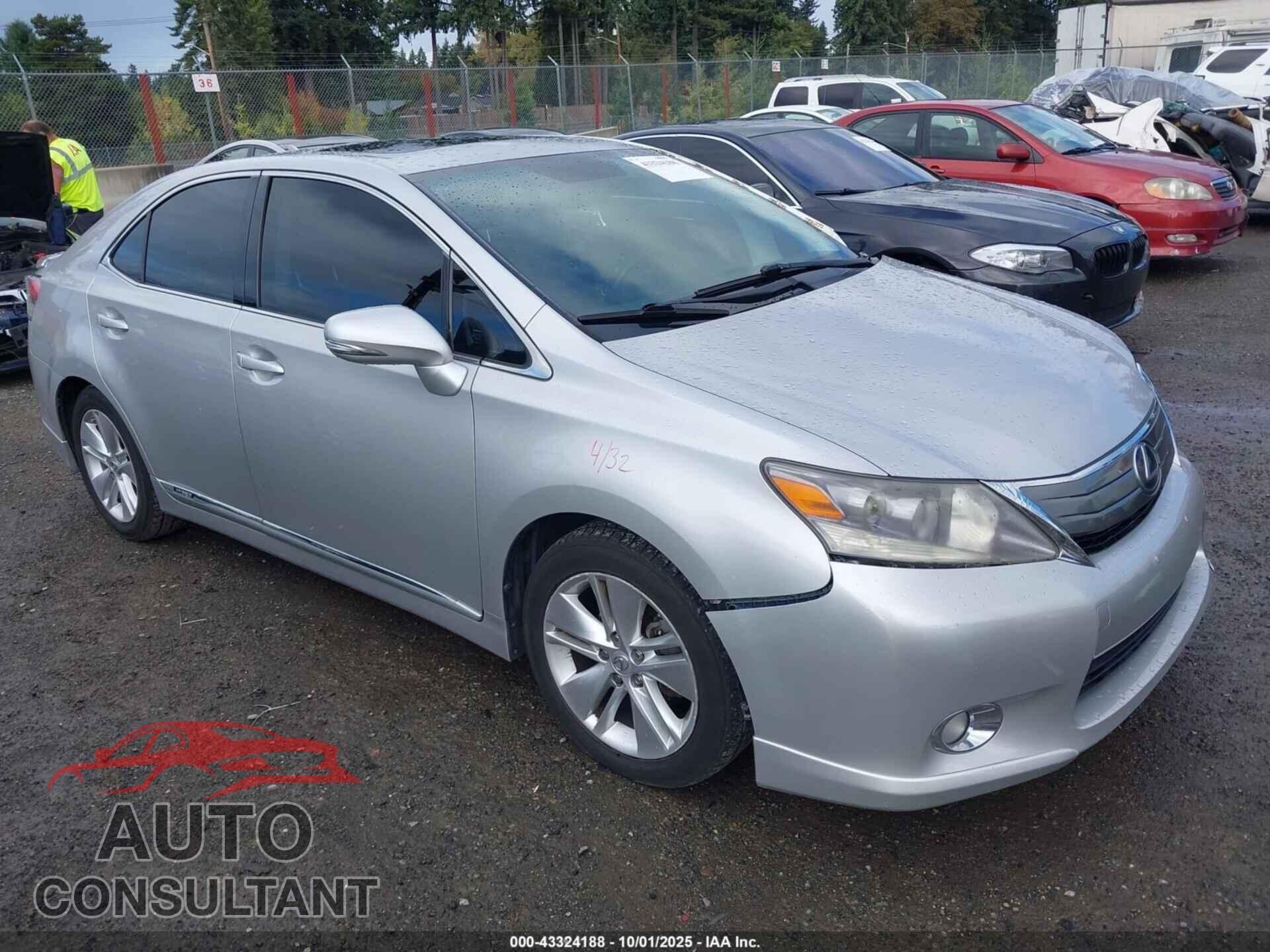 LEXUS HS 250H 2010 - JTHBB1BA3A2018740