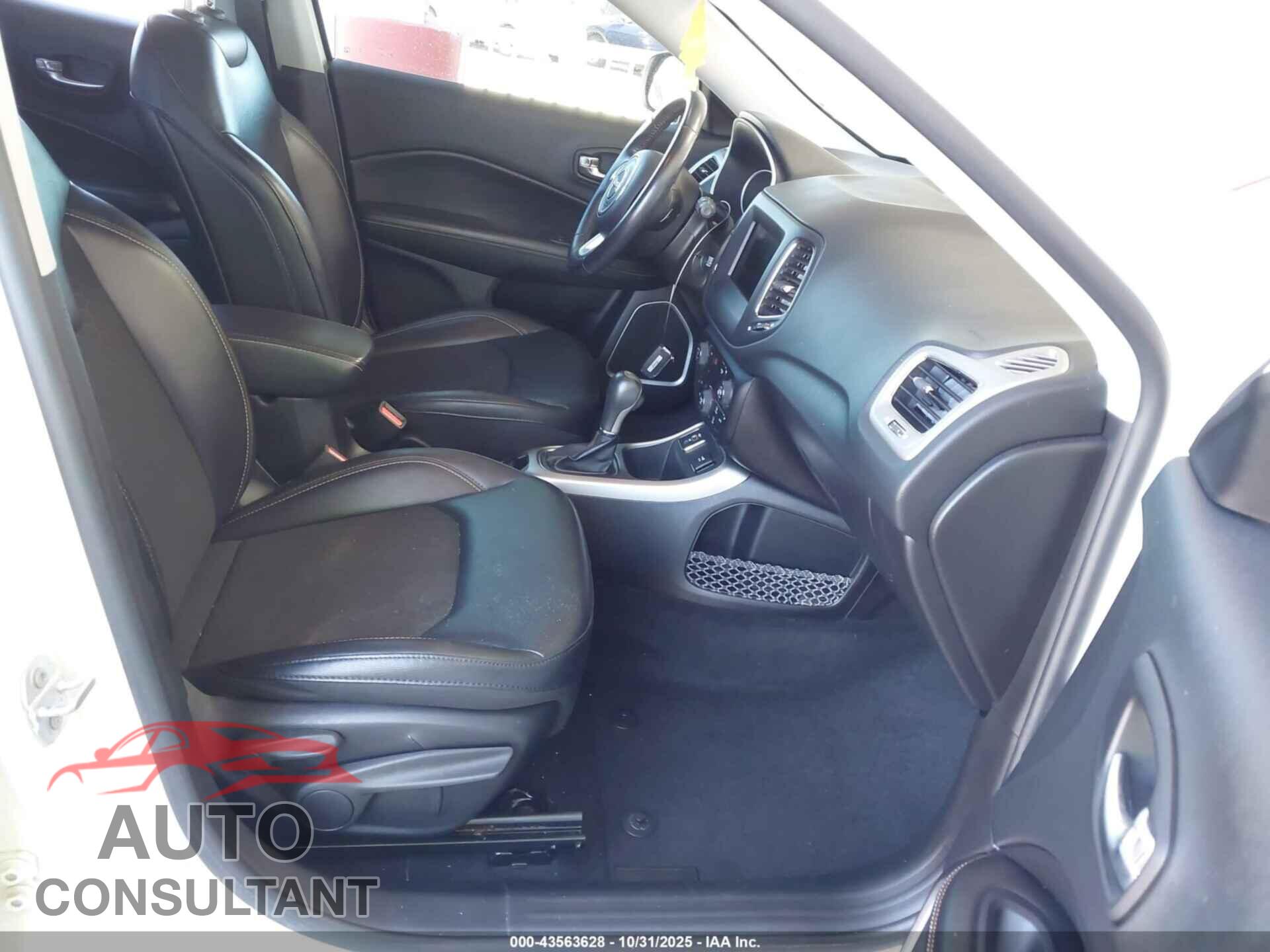 JEEP COMPASS 2019 - 3C4NJCBB1KT809368
