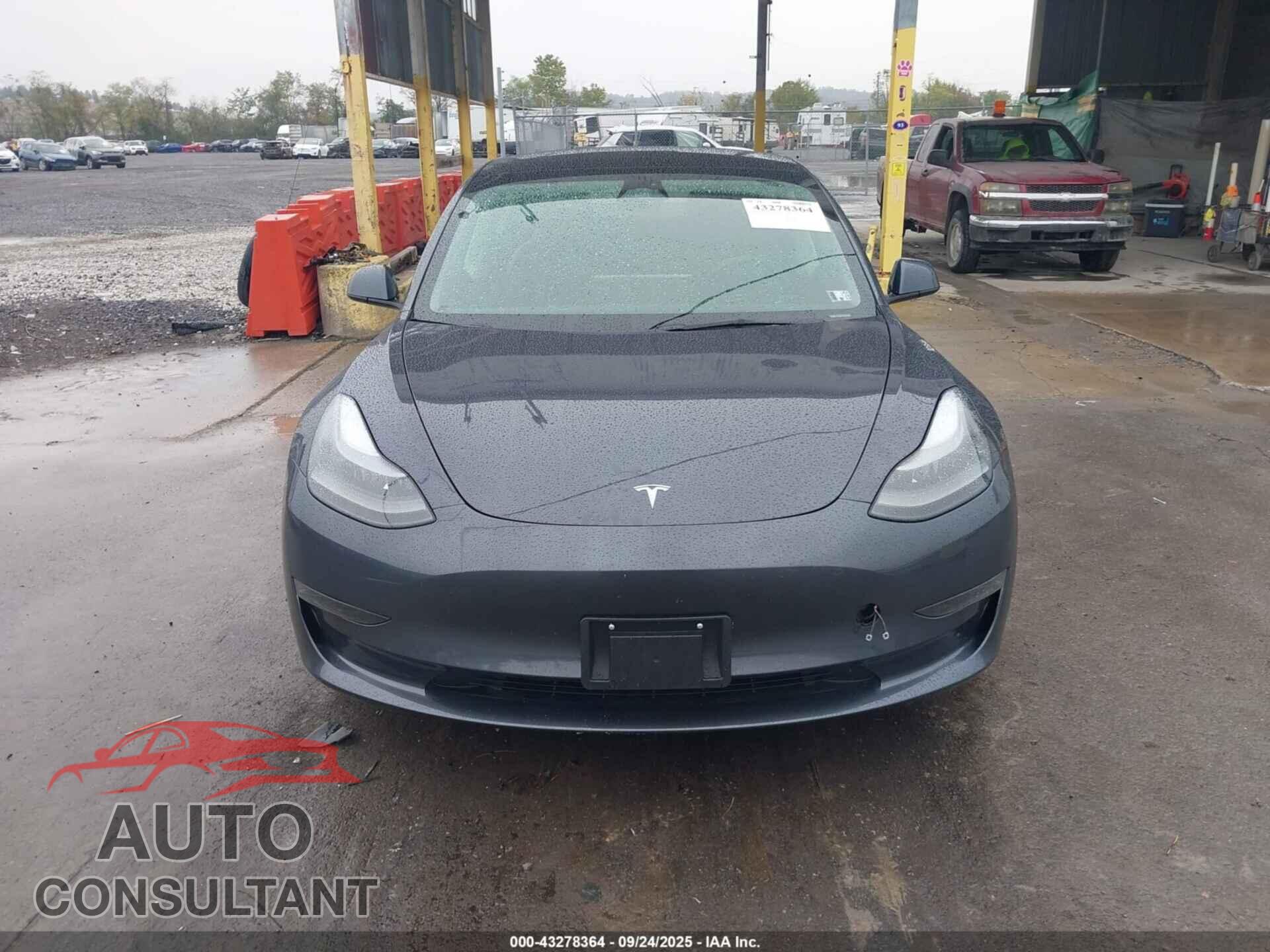 TESLA MODEL 3 2023 - 5YJ3E1EA7PF674308