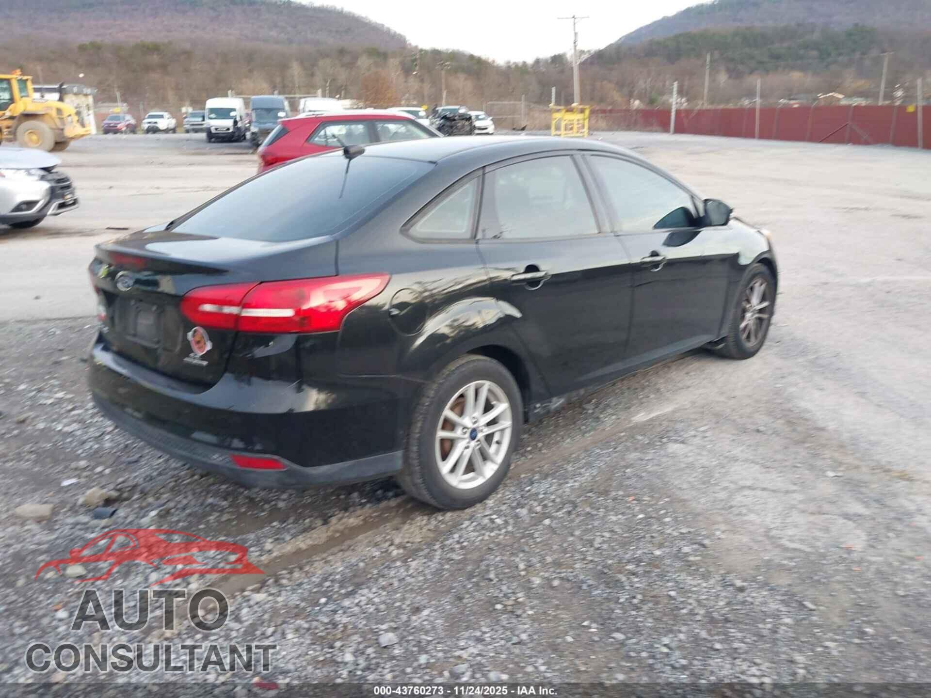 FORD FOCUS 2015 - 1FADP3F20FL206150