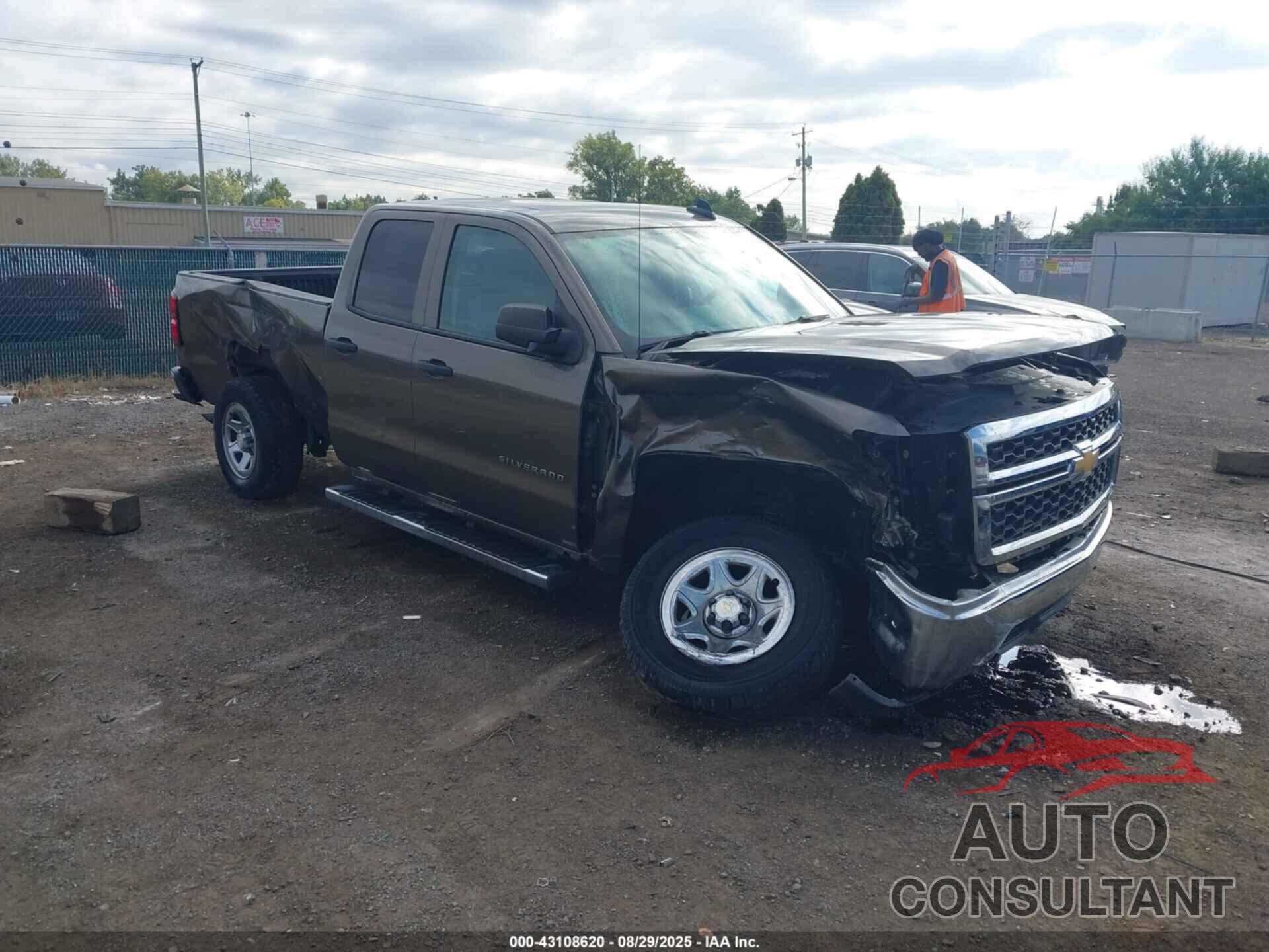 CHEVROLET SILVERADO 1500 2015 - 1GCVKPEC5FZ317174