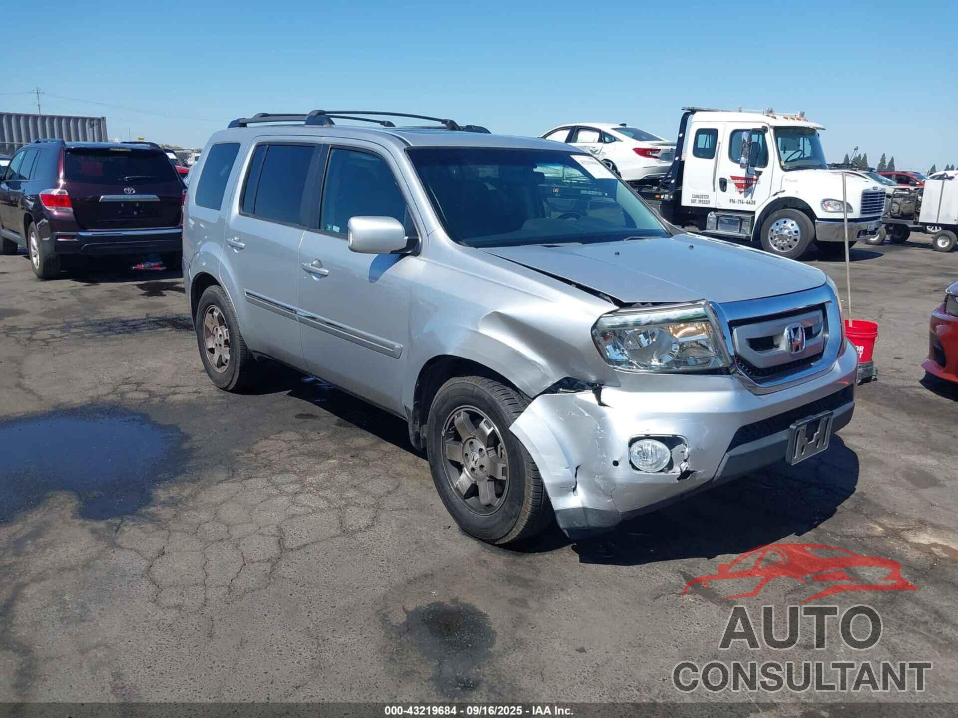 HONDA PILOT 2011 - 5FNYF3H95BB045073