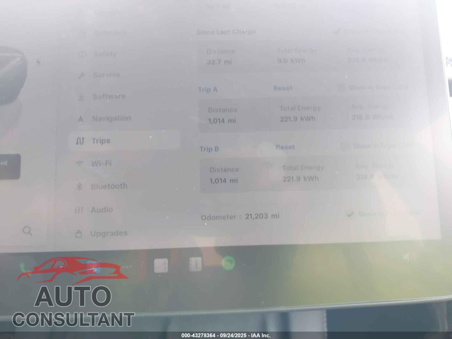 TESLA MODEL 3 2023 - 5YJ3E1EA7PF674308
