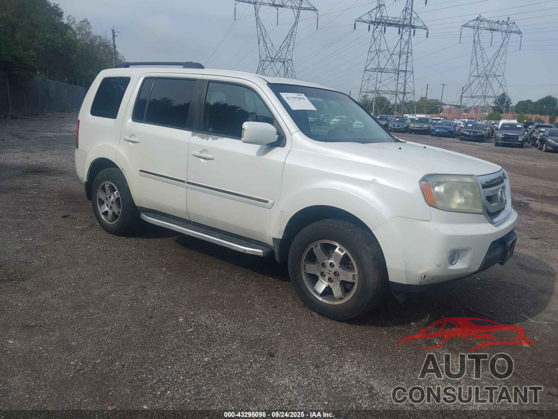 HONDA PILOT 2011 - 5FNYF4H92BB017270