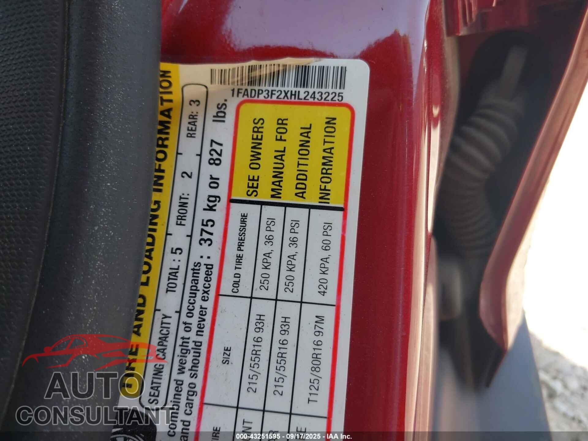 FORD FOCUS 2017 - 1FADP3F2XHL243225