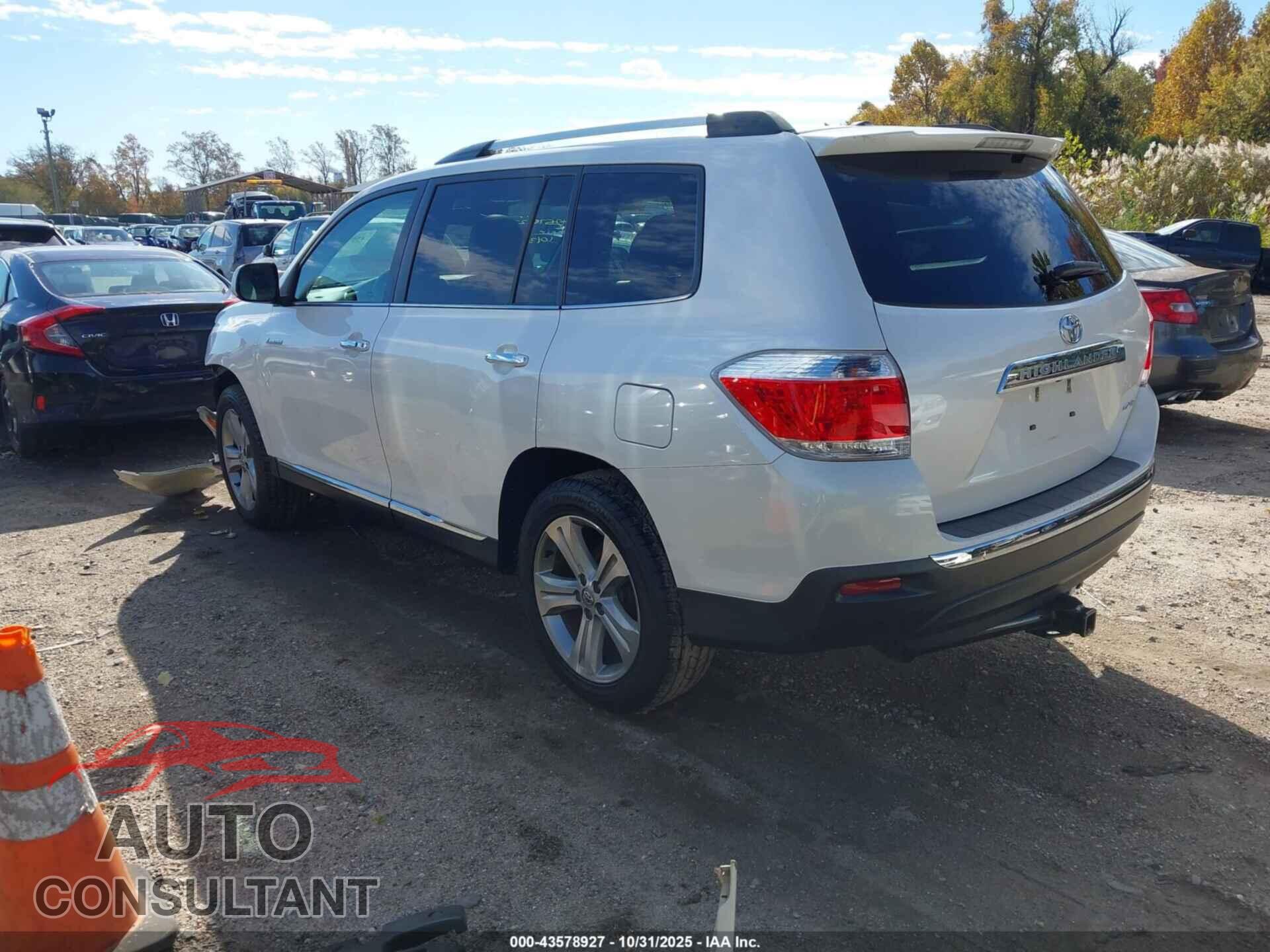TOYOTA HIGHLANDER 2013 - 5TDDK3EH8DS189351