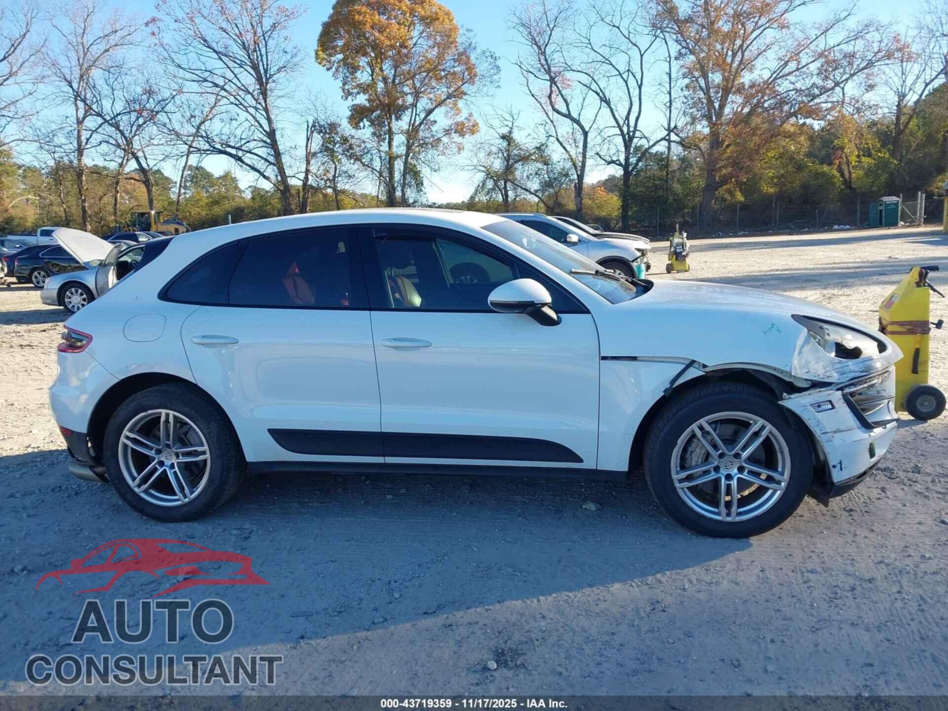 PORSCHE MACAN 2016 - WP1AB2A55GLB56773