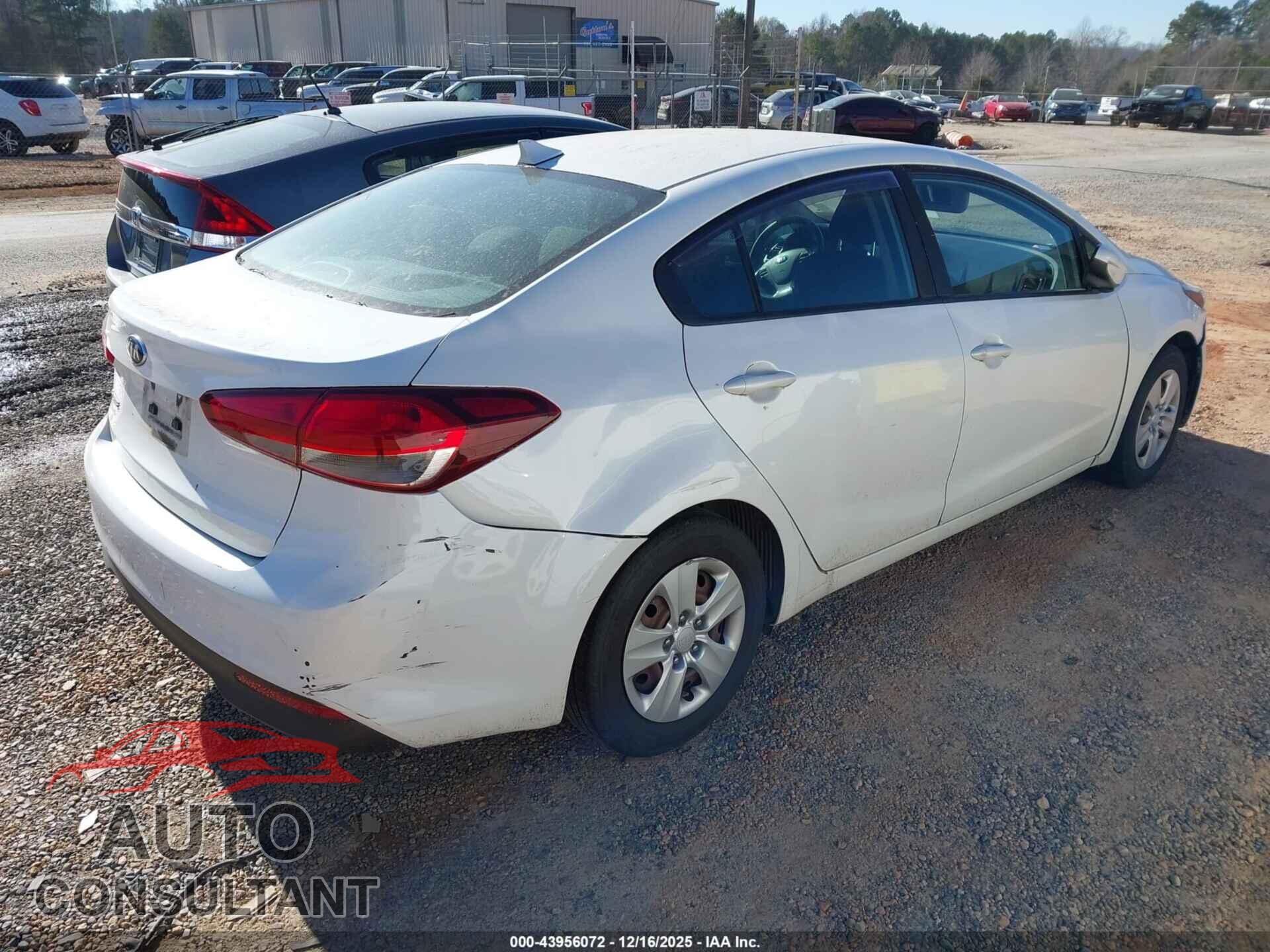 KIA FORTE 2017 - 3KPFL4A70HE134952